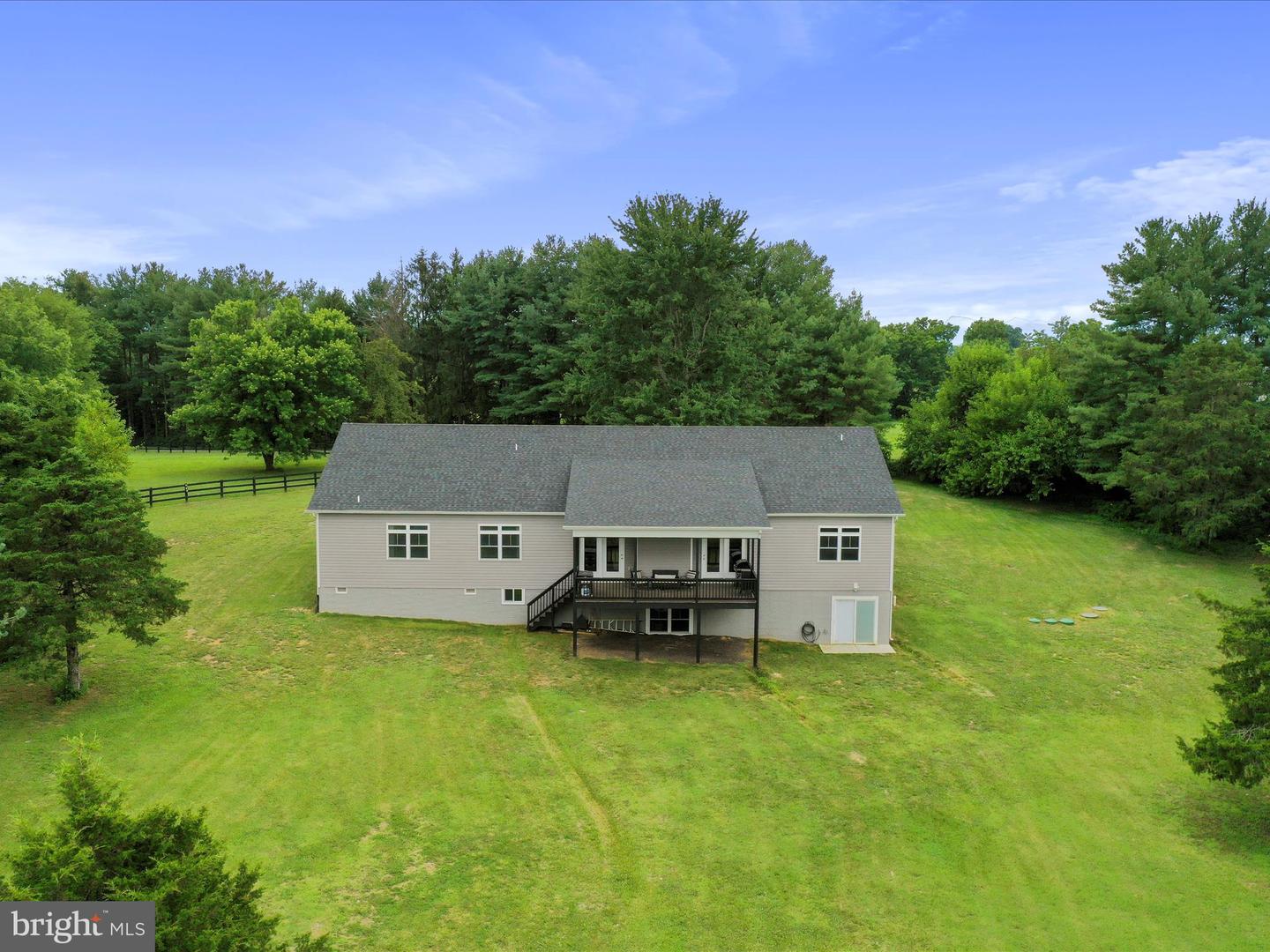 7040 VALLEY PIKE, MIDDLETOWN, Virginia 22645, 4 Bedrooms Bedrooms, ,2 BathroomsBathrooms,Residential,For sale,7040 VALLEY PIKE,VAFV2035346 MLS # VAFV2035346