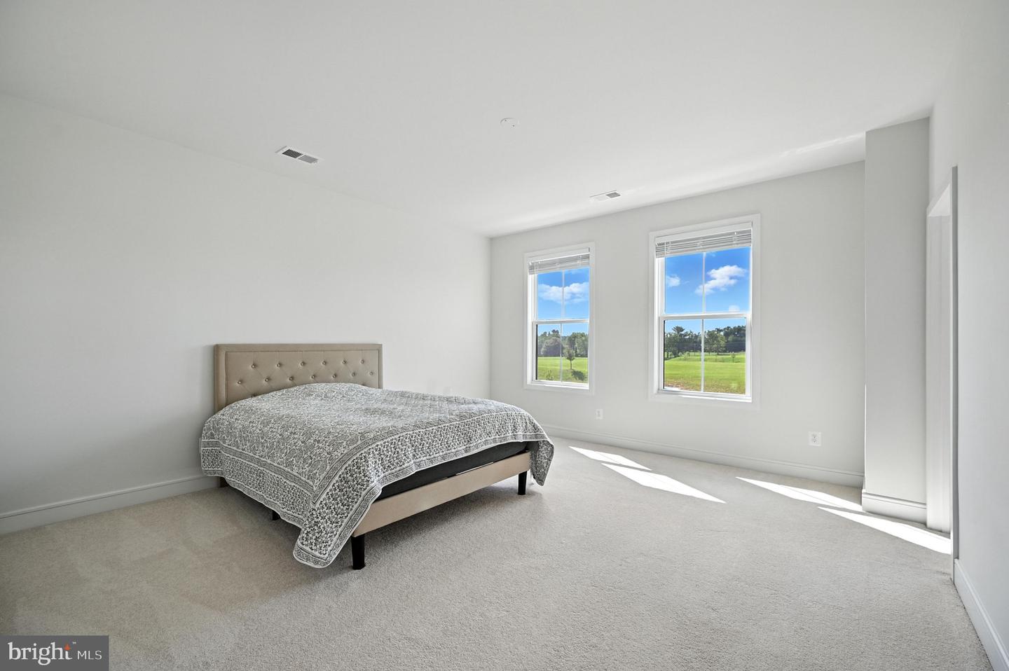 14707 FARMALL CT, WATERFORD, Virginia 20197, 5 Bedrooms Bedrooms, ,4 BathroomsBathrooms,Residential,For sale,14707 FARMALL CT,VALO2101600 MLS # VALO2101600
