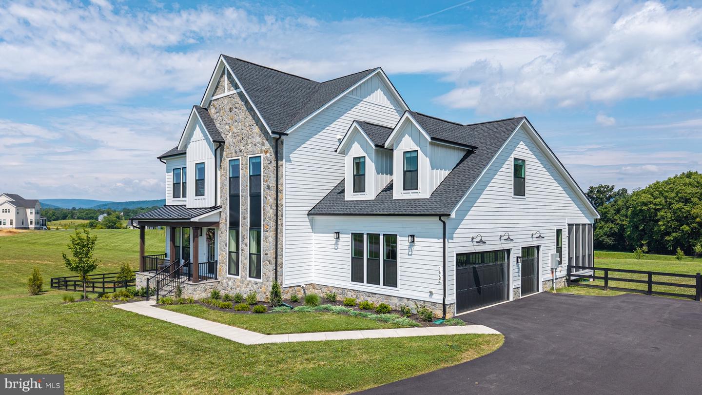 14707 FARMALL CT, WATERFORD, Virginia 20197, 5 Bedrooms Bedrooms, ,4 BathroomsBathrooms,Residential,For sale,14707 FARMALL CT,VALO2101600 MLS # VALO2101600