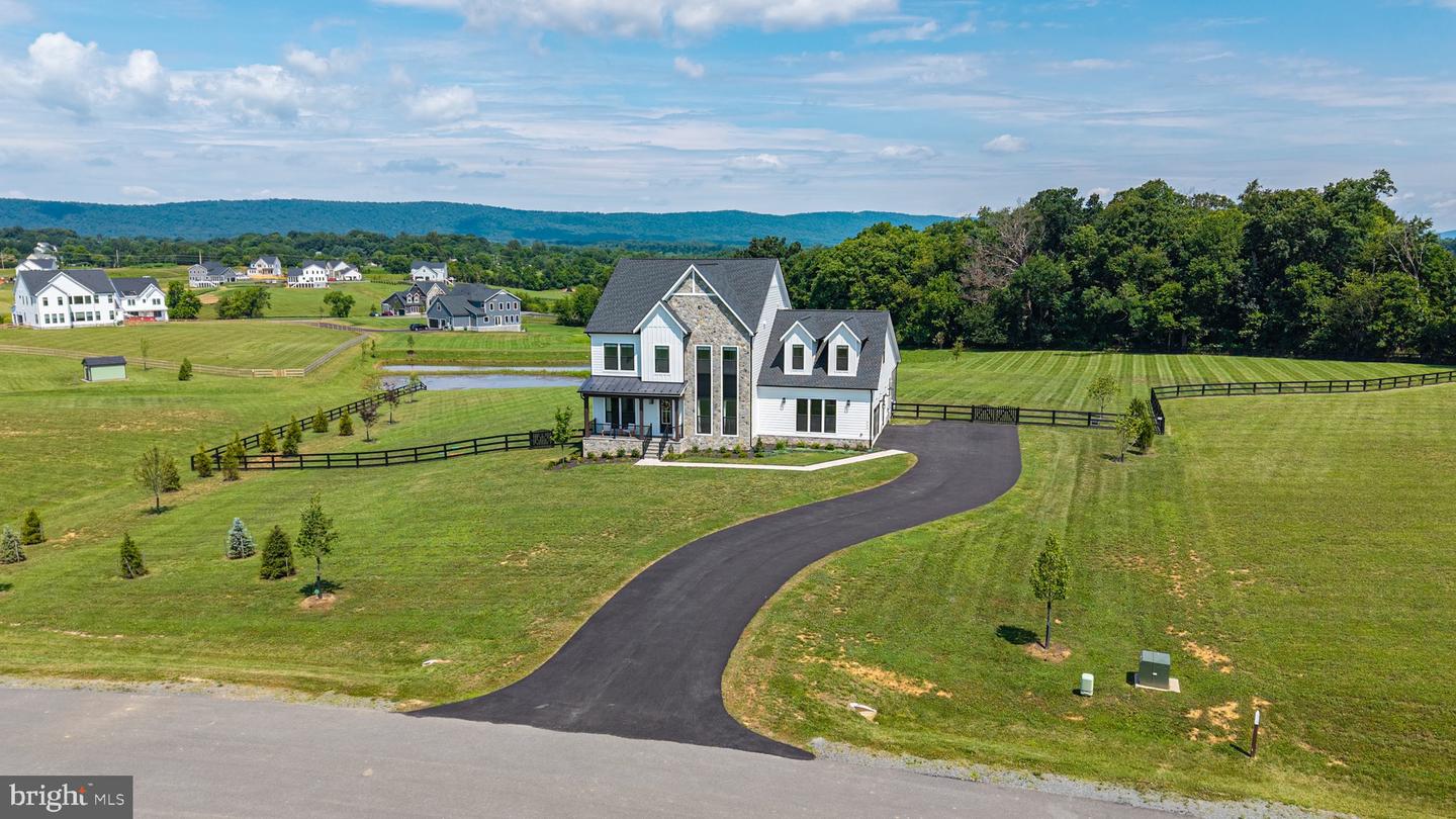 14707 FARMALL CT, WATERFORD, Virginia 20197, 5 Bedrooms Bedrooms, ,4 BathroomsBathrooms,Residential,For sale,14707 FARMALL CT,VALO2101600 MLS # VALO2101600