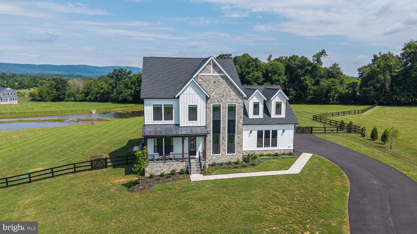 14707 FARMALL CT, WATERFORD, Virginia 20197, 5 Bedrooms Bedrooms, ,4 BathroomsBathrooms,Residential,For sale,14707 FARMALL CT,VALO2101600 MLS # VALO2101600