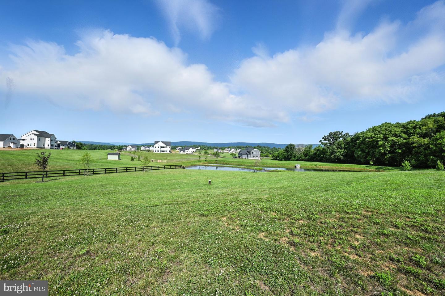 14707 FARMALL CT, WATERFORD, Virginia 20197, 5 Bedrooms Bedrooms, ,4 BathroomsBathrooms,Residential,For sale,14707 FARMALL CT,VALO2101600 MLS # VALO2101600