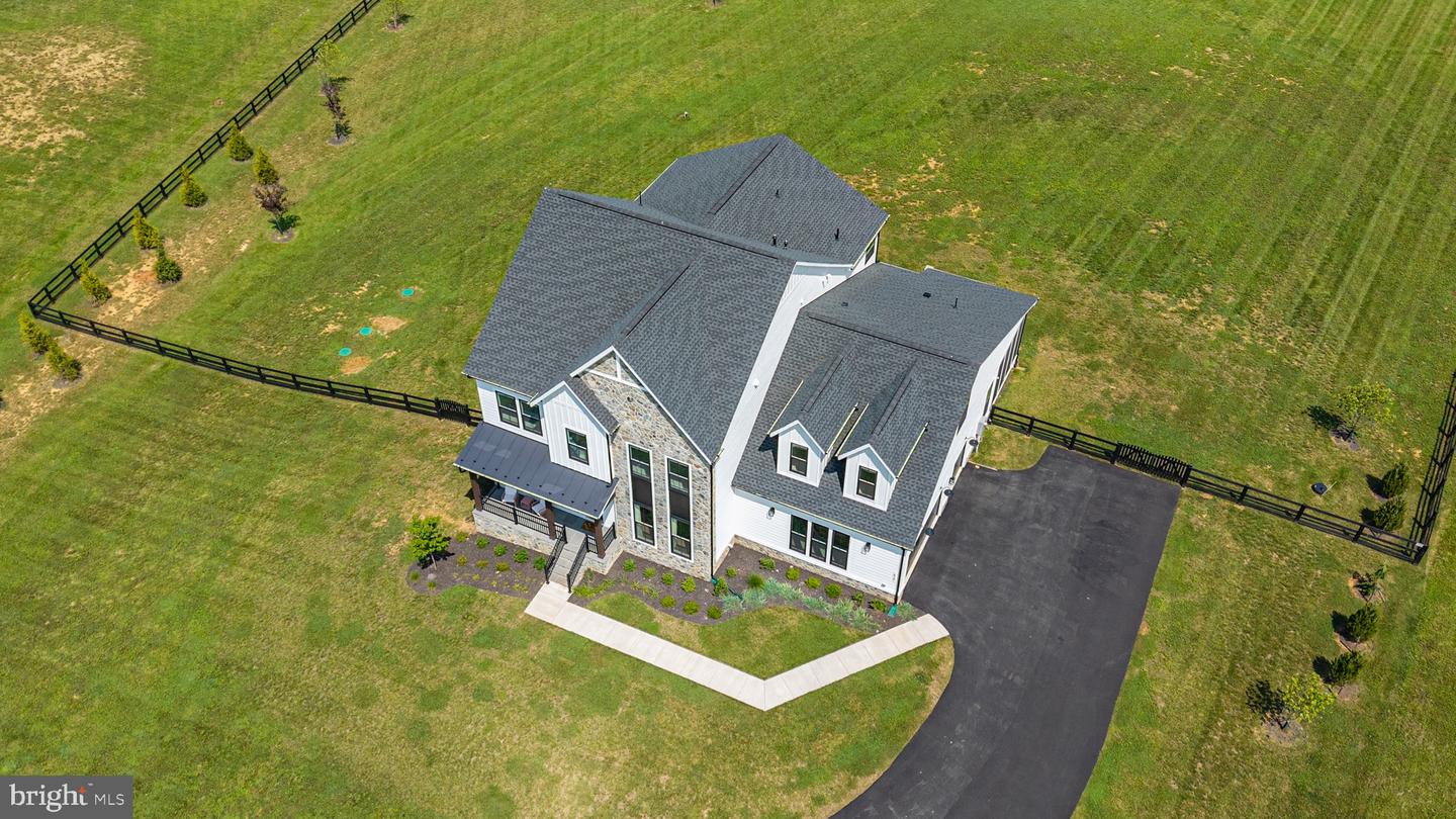 14707 FARMALL CT, WATERFORD, Virginia 20197, 5 Bedrooms Bedrooms, ,4 BathroomsBathrooms,Residential,For sale,14707 FARMALL CT,VALO2101600 MLS # VALO2101600