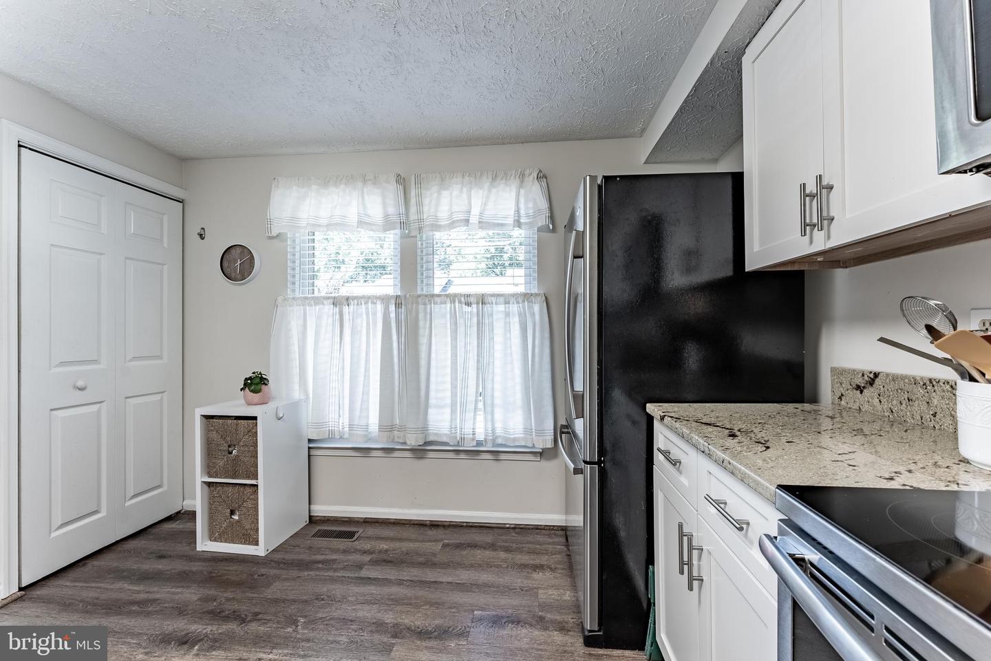9188 FOREST BREEZE CT, SPRINGFIELD, Virginia 22152, 3 Bedrooms Bedrooms, ,2 BathroomsBathrooms,Residential,For sale,9188 FOREST BREEZE CT,VAFX2254600 MLS # VAFX2254600