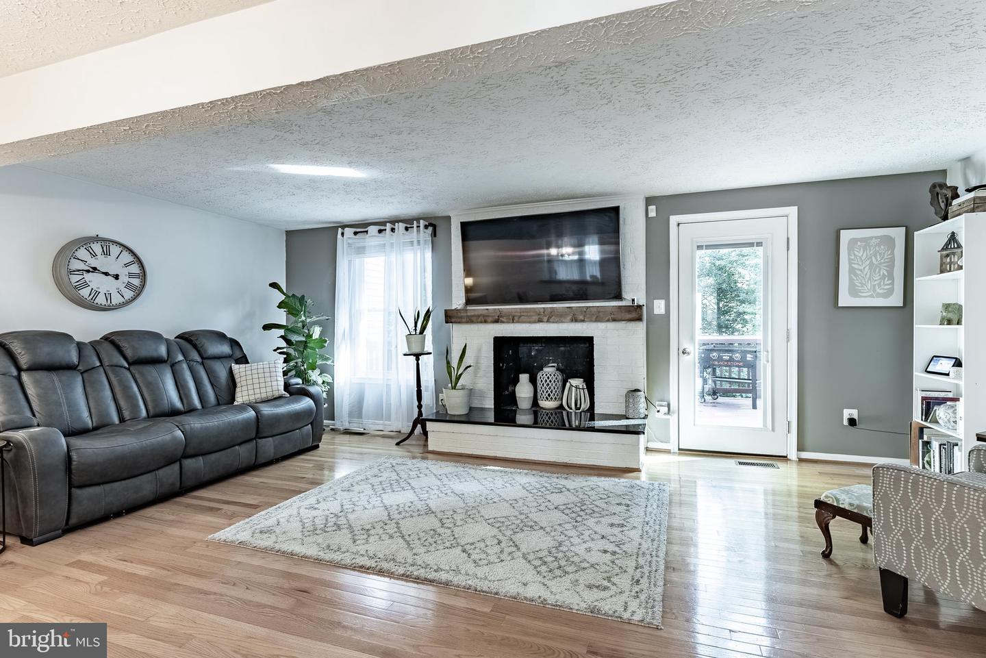 9188 FOREST BREEZE CT, SPRINGFIELD, Virginia 22152, 3 Bedrooms Bedrooms, ,2 BathroomsBathrooms,Residential,For sale,9188 FOREST BREEZE CT,VAFX2254600 MLS # VAFX2254600
