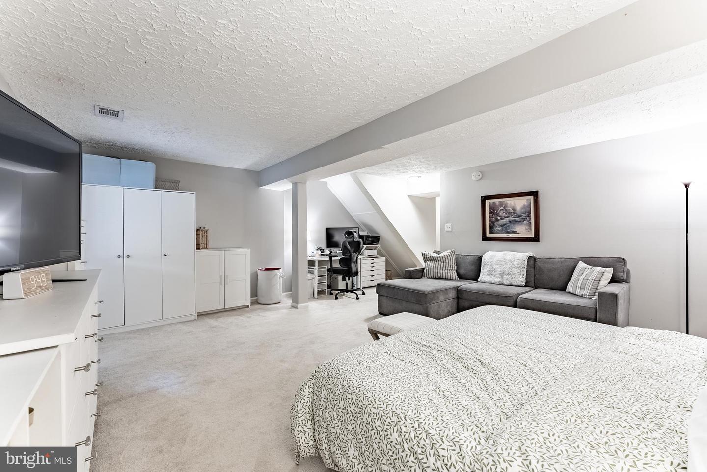 9188 FOREST BREEZE CT, SPRINGFIELD, Virginia 22152, 3 Bedrooms Bedrooms, ,2 BathroomsBathrooms,Residential,For sale,9188 FOREST BREEZE CT,VAFX2254600 MLS # VAFX2254600