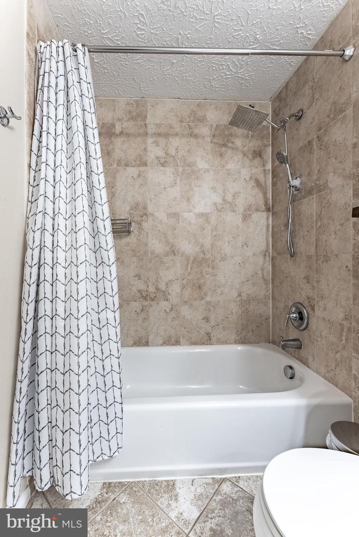 9188 FOREST BREEZE CT, SPRINGFIELD, Virginia 22152, 3 Bedrooms Bedrooms, ,2 BathroomsBathrooms,Residential,For sale,9188 FOREST BREEZE CT,VAFX2254600 MLS # VAFX2254600