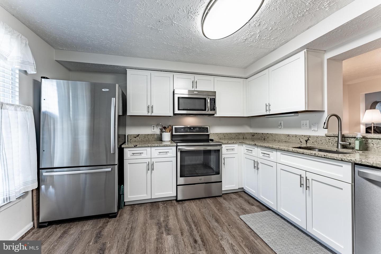 9188 FOREST BREEZE CT, SPRINGFIELD, Virginia 22152, 3 Bedrooms Bedrooms, ,2 BathroomsBathrooms,Residential,For sale,9188 FOREST BREEZE CT,VAFX2254600 MLS # VAFX2254600