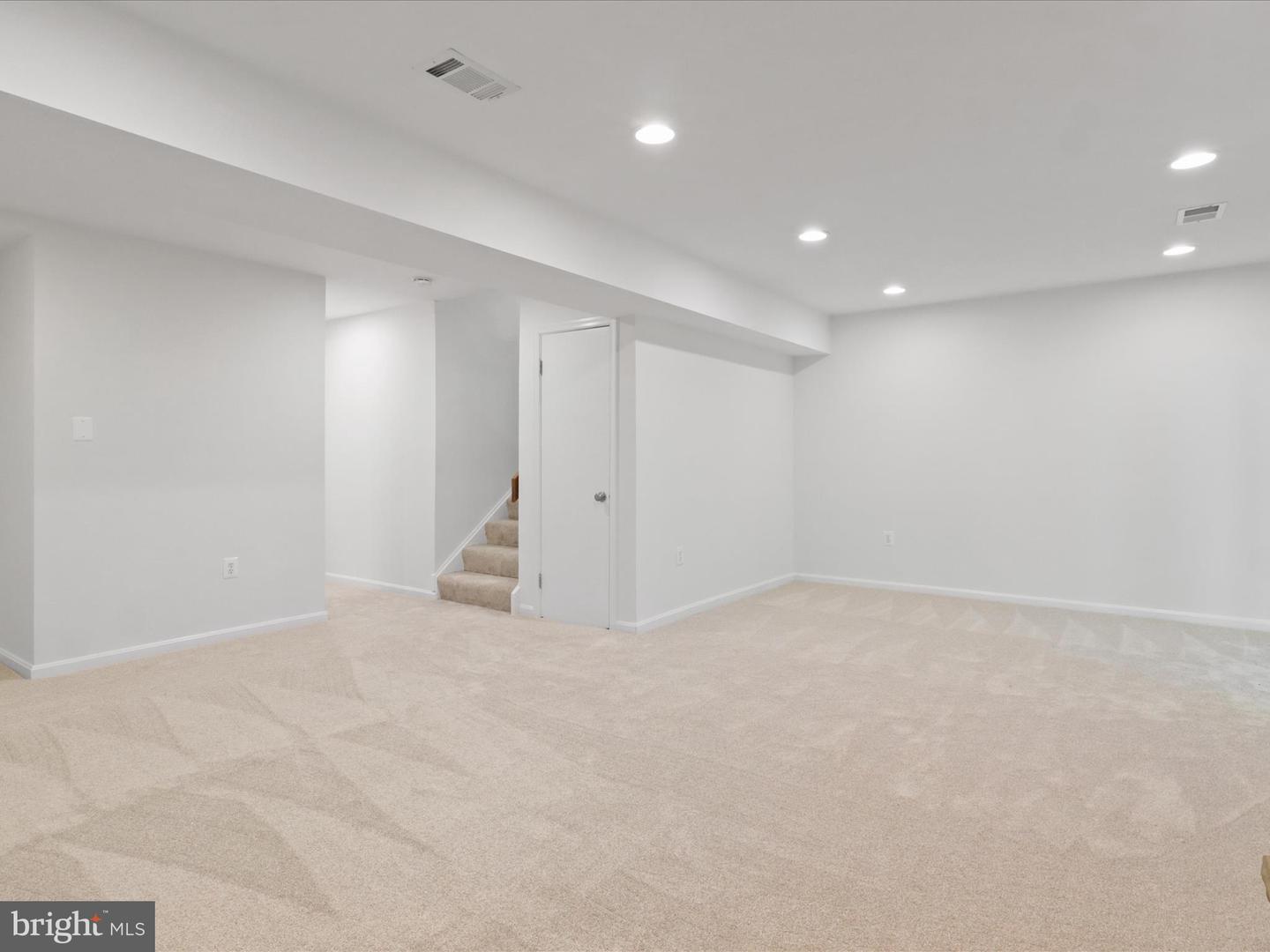 3170 COLCHESTER BROOK LN, FAIRFAX, Virginia 22031, 3 Bedrooms Bedrooms, ,2 BathroomsBathrooms,Residential,For sale,3170 COLCHESTER BROOK LN,VAFX2254612 MLS # VAFX2254612