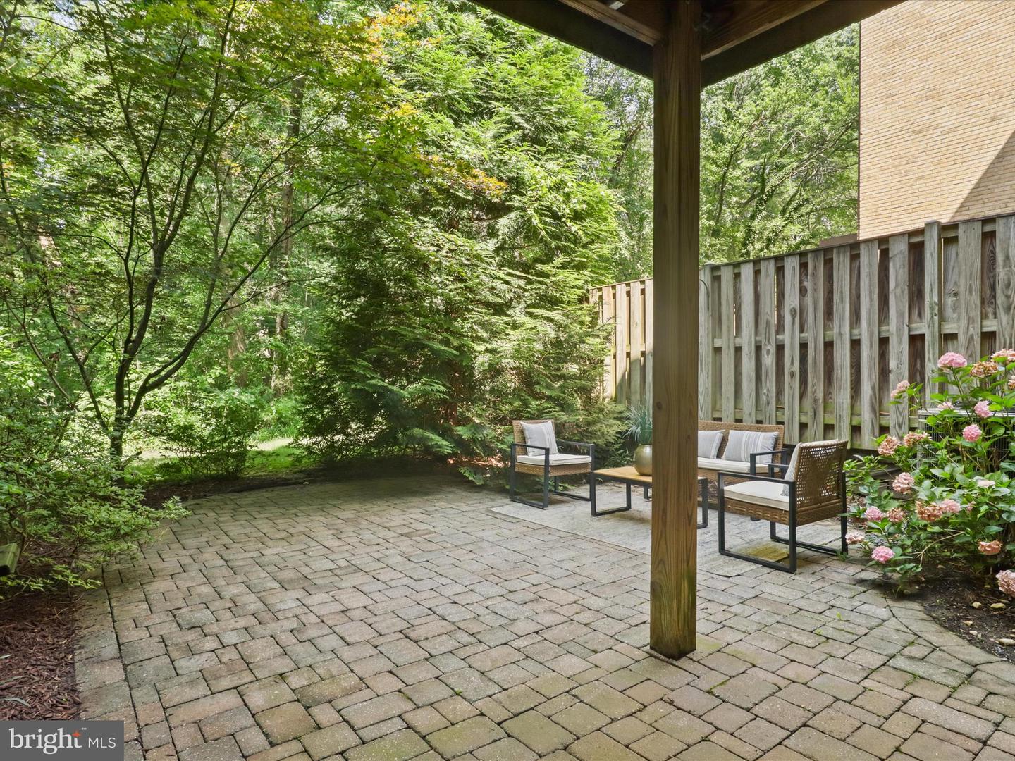3170 COLCHESTER BROOK LN, FAIRFAX, Virginia 22031, 3 Bedrooms Bedrooms, ,2 BathroomsBathrooms,Residential,For sale,3170 COLCHESTER BROOK LN,VAFX2254612 MLS # VAFX2254612