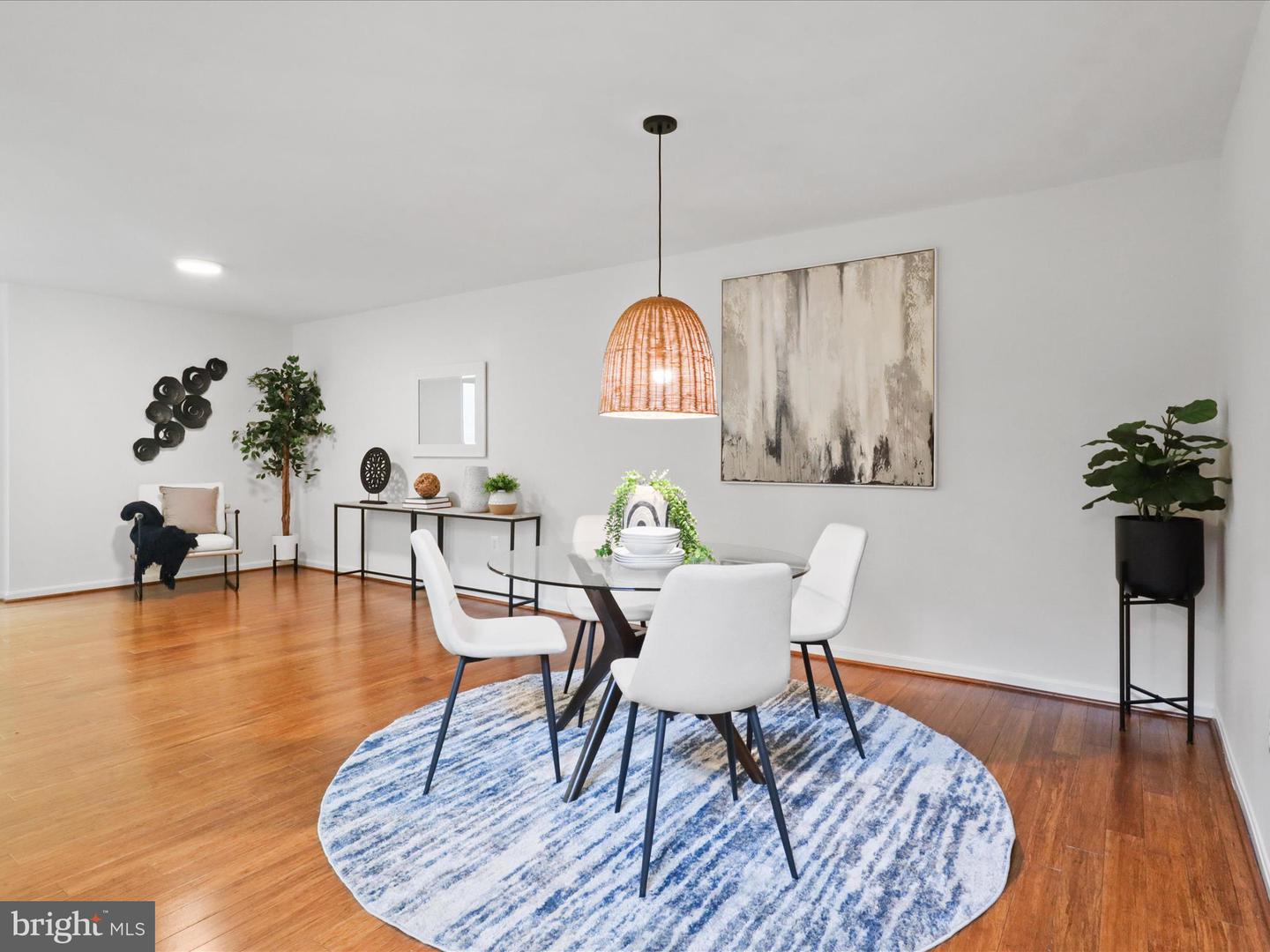 3170 COLCHESTER BROOK LN, FAIRFAX, Virginia 22031, 3 Bedrooms Bedrooms, ,2 BathroomsBathrooms,Residential,For sale,3170 COLCHESTER BROOK LN,VAFX2254612 MLS # VAFX2254612