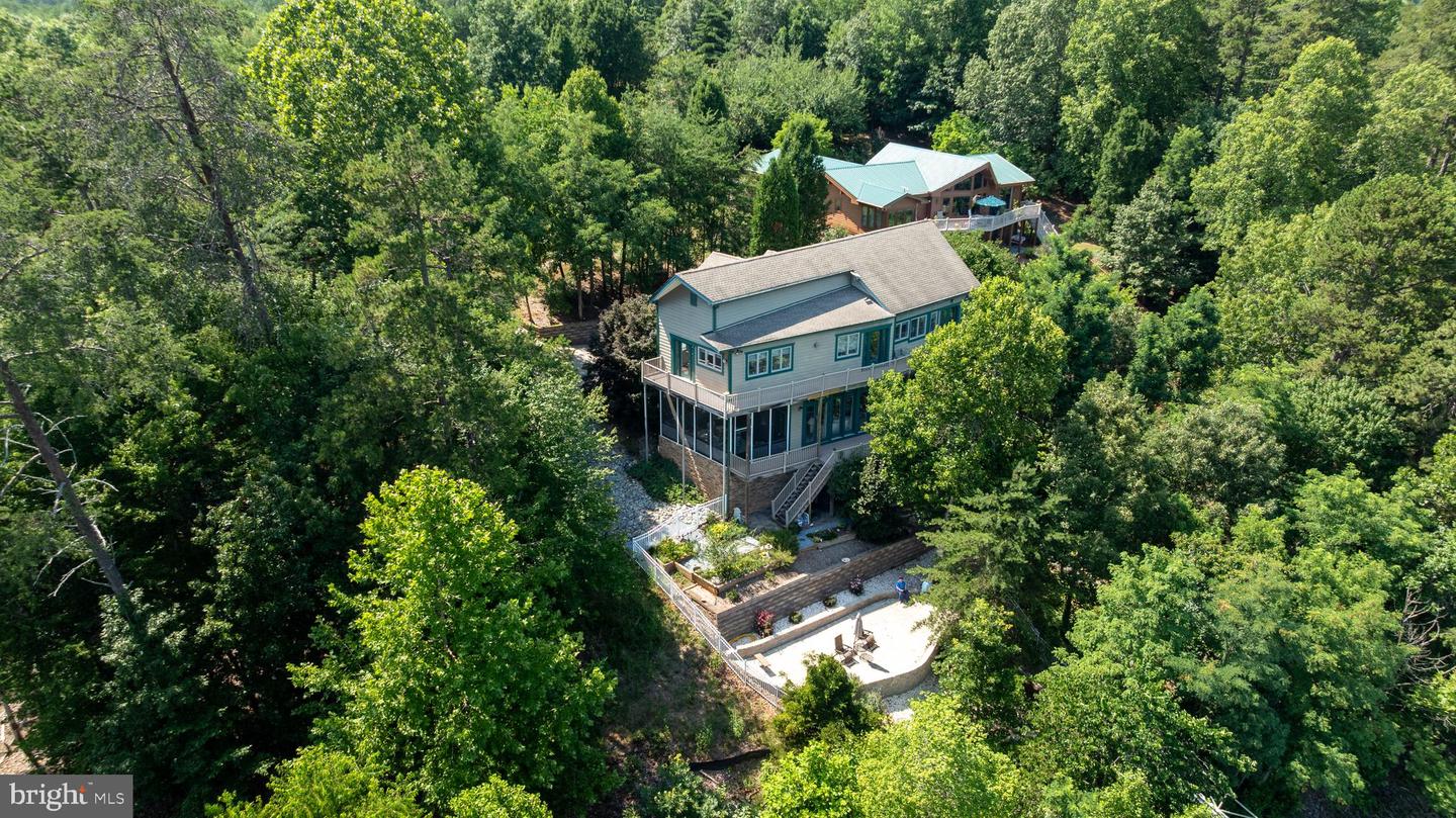 368 PENNINSULA POINT, LYNCH STATION, Virginia 24571, 4 Bedrooms Bedrooms, ,3 BathroomsBathrooms,Residential,For sale,368 PENNINSULA POINT,VACP2000092 MLS # VACP2000092