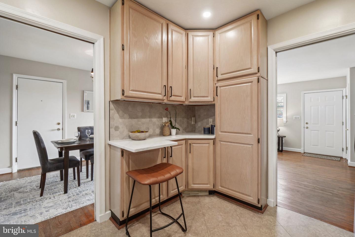 2924 S GRANT ST, ARLINGTON, Virginia 22202, 4 Bedrooms Bedrooms, ,2 BathroomsBathrooms,Residential,For sale,2924 S GRANT ST,VAAR2060448 MLS # VAAR2060448