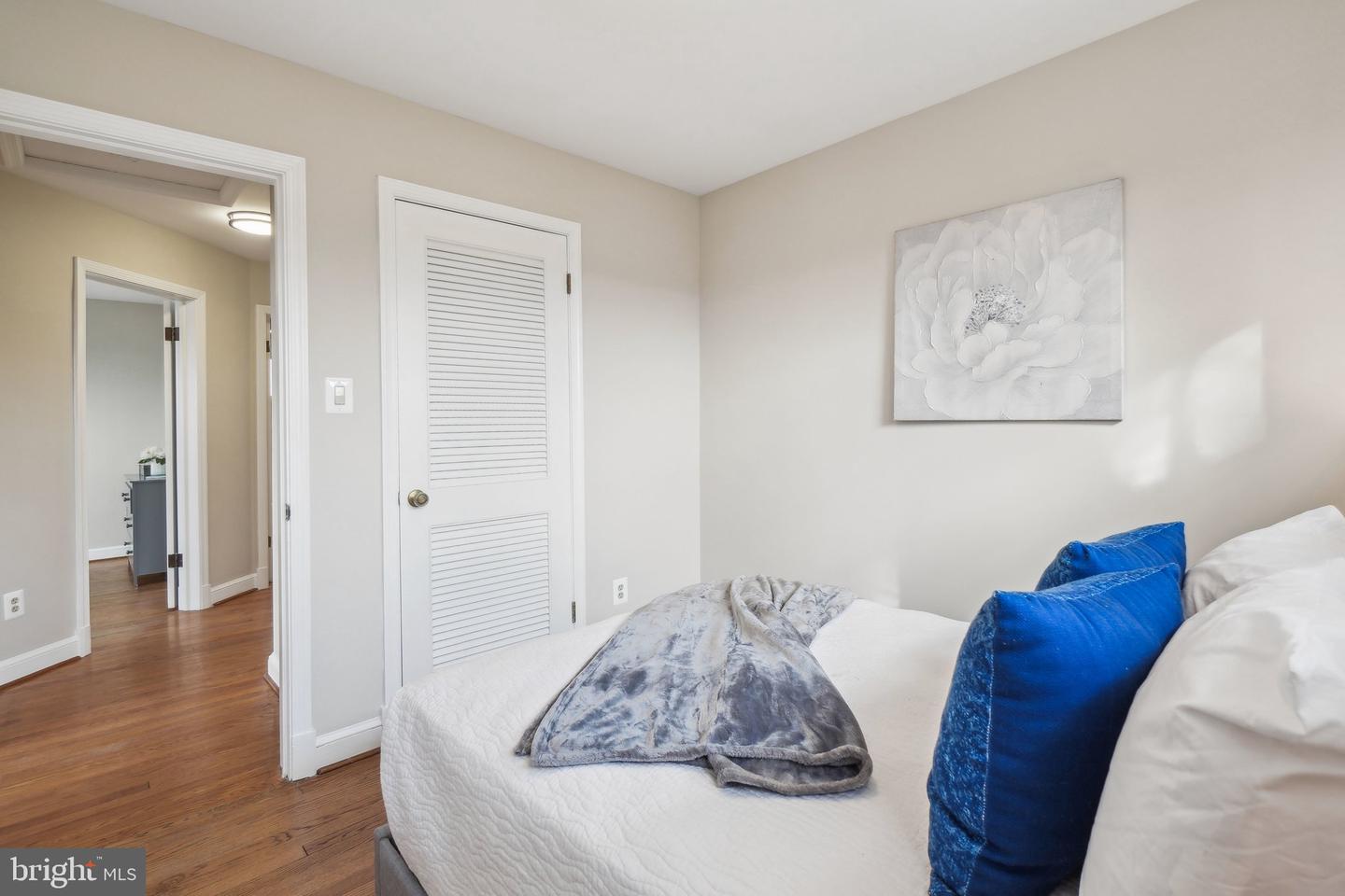 2924 S GRANT ST, ARLINGTON, Virginia 22202, 4 Bedrooms Bedrooms, ,2 BathroomsBathrooms,Residential,For sale,2924 S GRANT ST,VAAR2060448 MLS # VAAR2060448