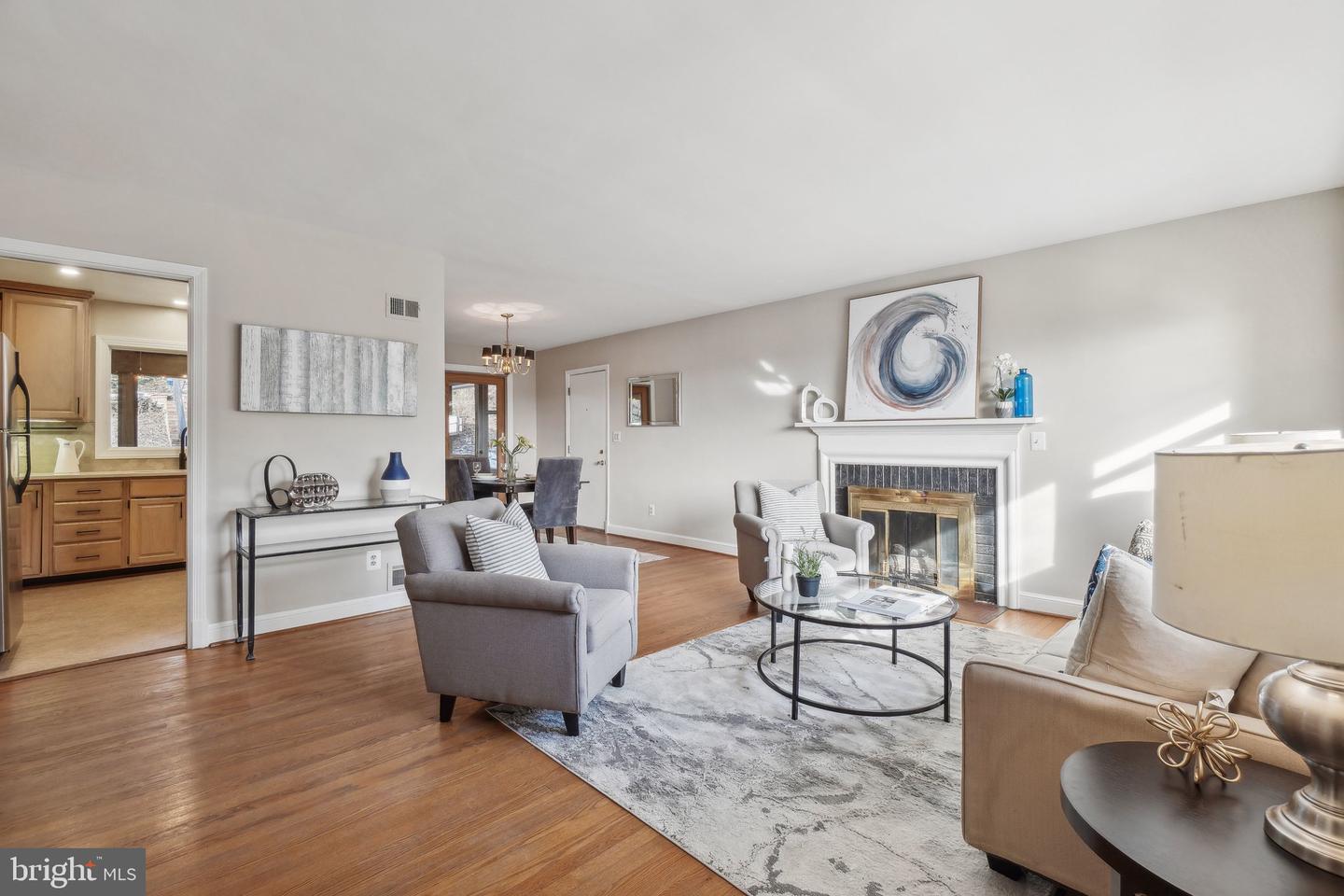 2924 S GRANT ST, ARLINGTON, Virginia 22202, 4 Bedrooms Bedrooms, ,2 BathroomsBathrooms,Residential,For sale,2924 S GRANT ST,VAAR2060448 MLS # VAAR2060448