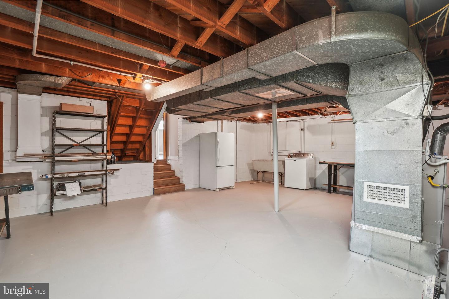2924 S GRANT ST, ARLINGTON, Virginia 22202, 4 Bedrooms Bedrooms, ,2 BathroomsBathrooms,Residential,For sale,2924 S GRANT ST,VAAR2060448 MLS # VAAR2060448