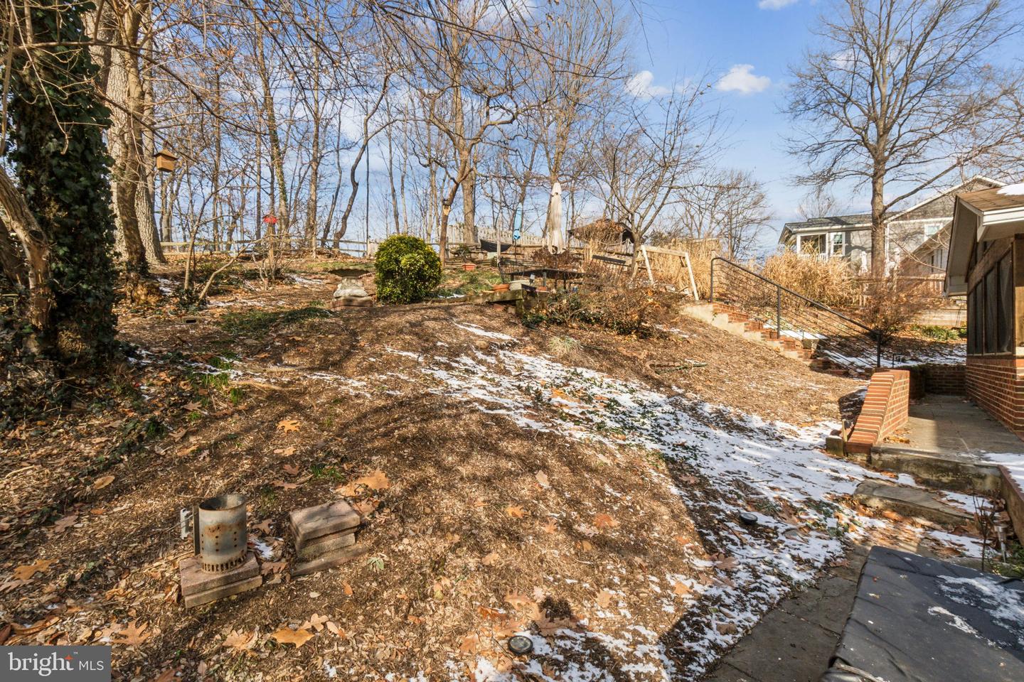 2924 S GRANT ST, ARLINGTON, Virginia 22202, 4 Bedrooms Bedrooms, ,2 BathroomsBathrooms,Residential,For sale,2924 S GRANT ST,VAAR2060448 MLS # VAAR2060448