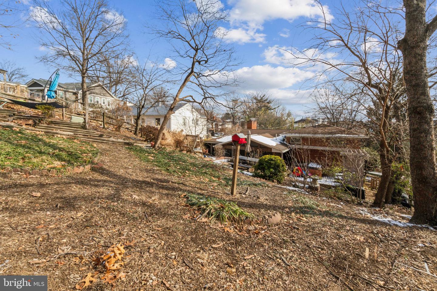 2924 S GRANT ST, ARLINGTON, Virginia 22202, 4 Bedrooms Bedrooms, ,2 BathroomsBathrooms,Residential,For sale,2924 S GRANT ST,VAAR2060448 MLS # VAAR2060448
