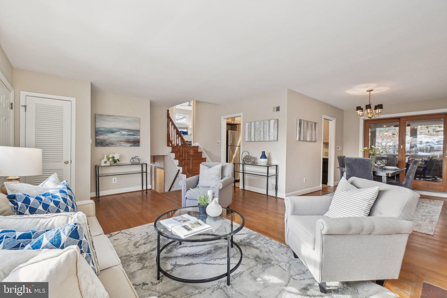 2924 S GRANT ST, ARLINGTON, Virginia 22202, 4 Bedrooms Bedrooms, ,2 BathroomsBathrooms,Residential,For sale,2924 S GRANT ST,VAAR2060448 MLS # VAAR2060448