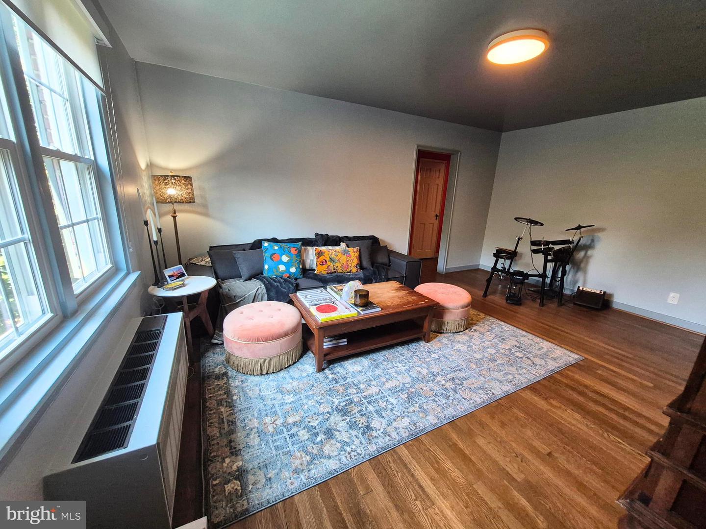 13 AUBURN CT #B, ALEXANDRIA, Virginia 22305, 1 Bedroom Bedrooms, ,1 BathroomBathrooms,Residential,For sale,13 AUBURN CT #B,VAAX2047326 MLS # VAAX2047326