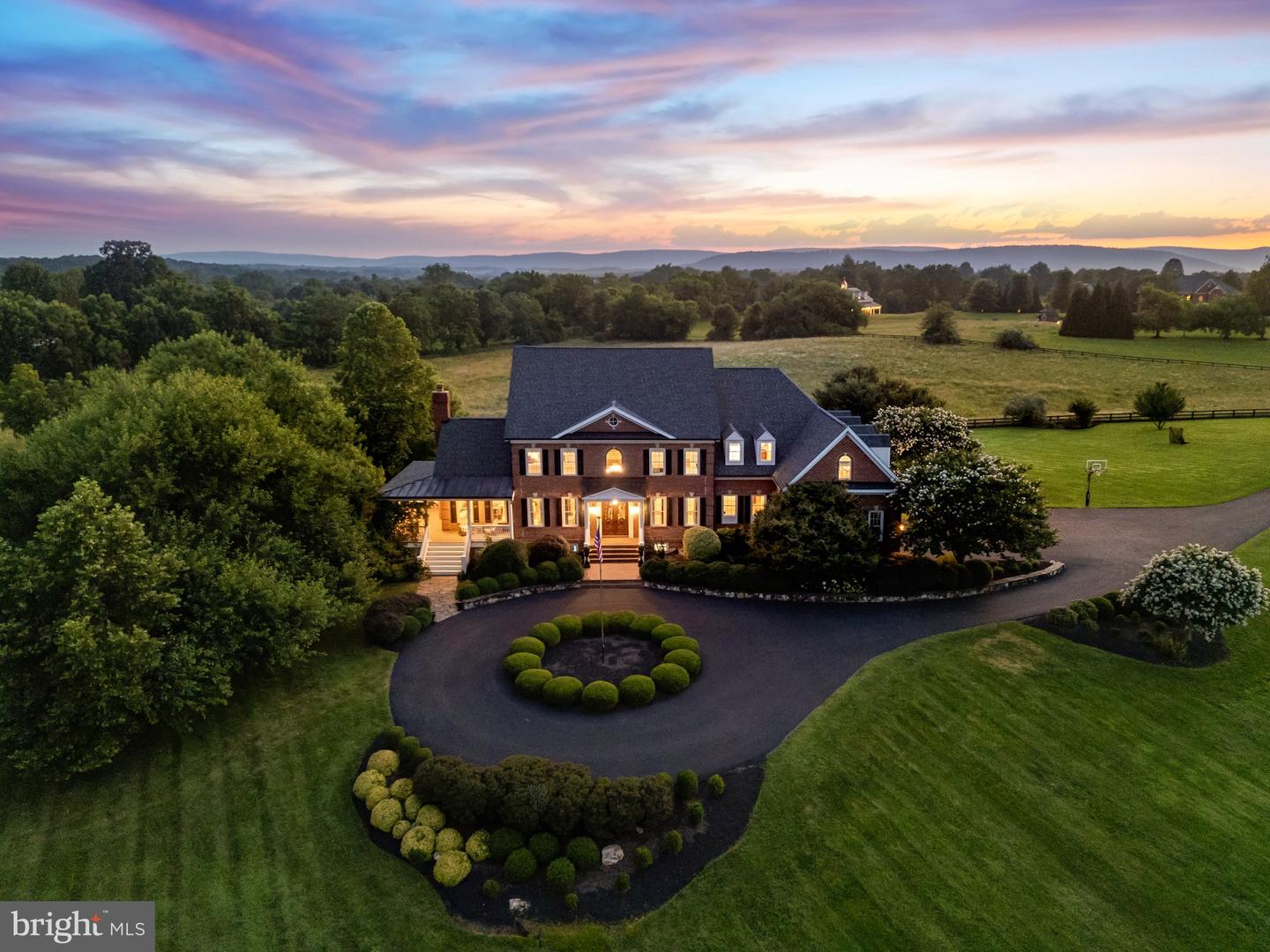 15999 HAMPTON RD, HAMILTON, Virginia 20158, 5 Bedrooms Bedrooms, ,6 BathroomsBathrooms,Residential,For sale,15999 HAMPTON RD,VALO2101718 MLS # VALO2101718