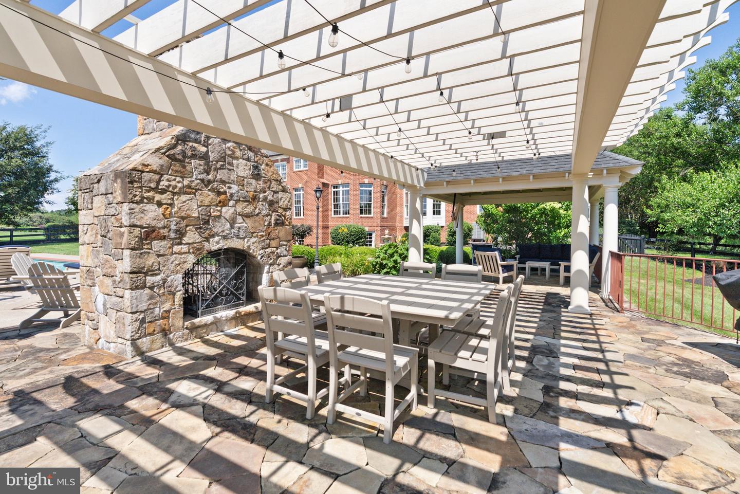 15999 HAMPTON RD, HAMILTON, Virginia 20158, 5 Bedrooms Bedrooms, ,6 BathroomsBathrooms,Residential,For sale,15999 HAMPTON RD,VALO2101718 MLS # VALO2101718