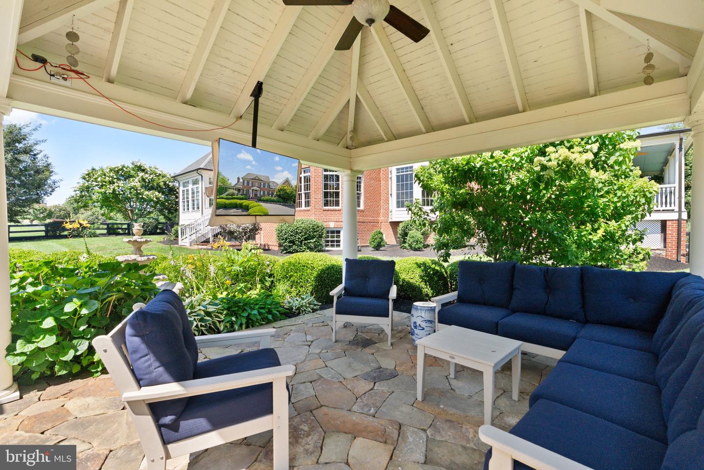 15999 HAMPTON RD, HAMILTON, Virginia 20158, 5 Bedrooms Bedrooms, ,6 BathroomsBathrooms,Residential,For sale,15999 HAMPTON RD,VALO2101718 MLS # VALO2101718