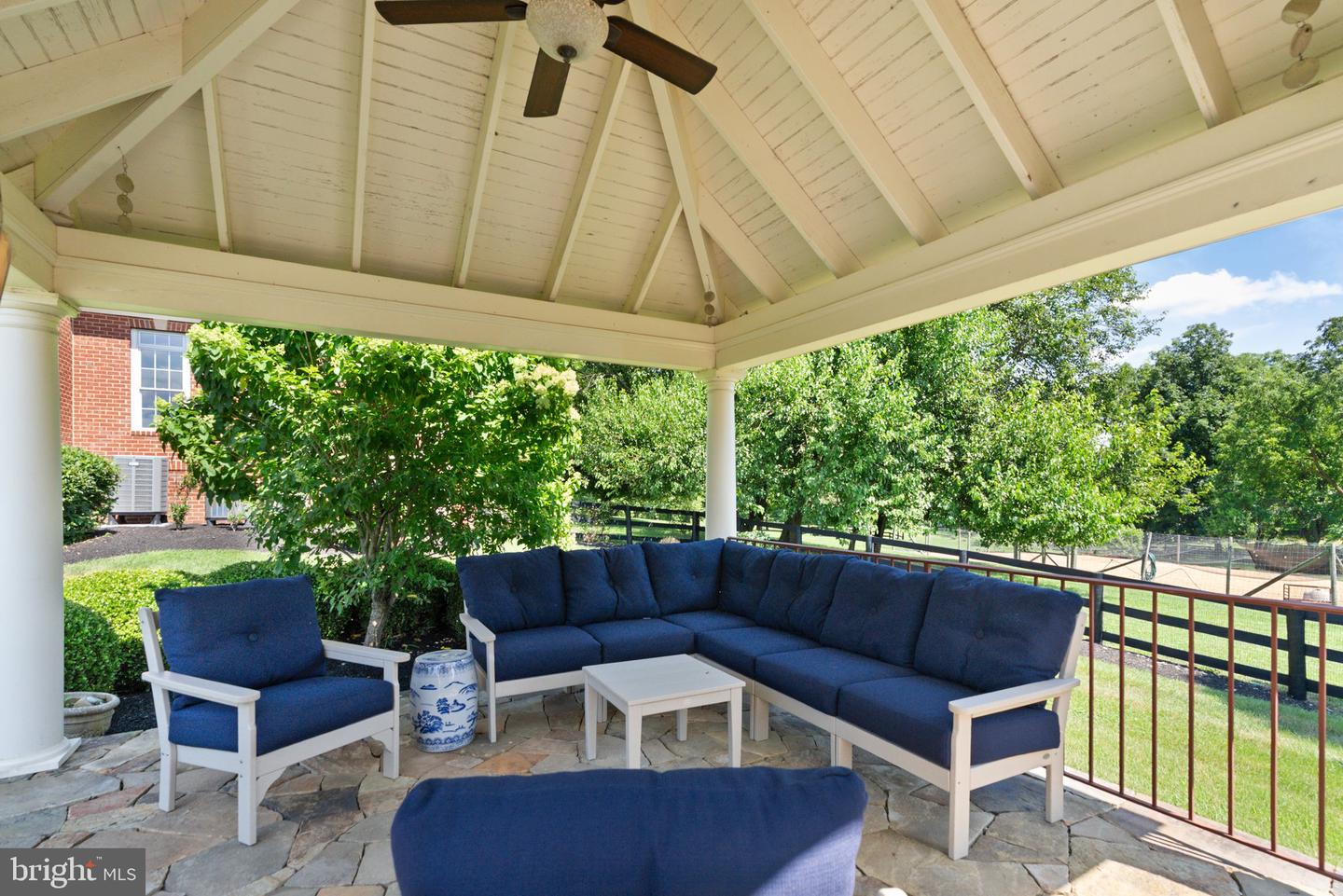 15999 HAMPTON RD, HAMILTON, Virginia 20158, 5 Bedrooms Bedrooms, ,6 BathroomsBathrooms,Residential,For sale,15999 HAMPTON RD,VALO2101718 MLS # VALO2101718