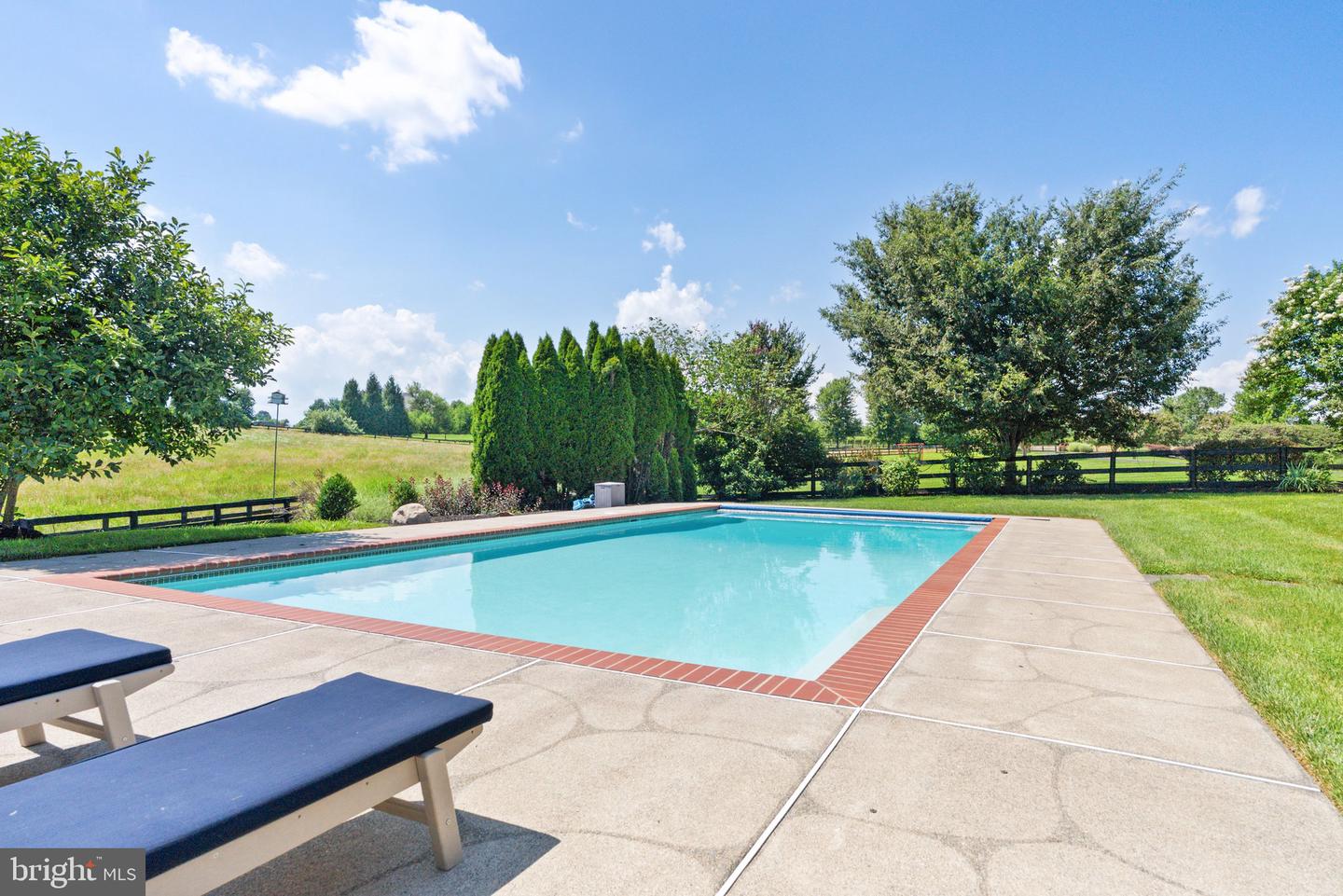 15999 HAMPTON RD, HAMILTON, Virginia 20158, 5 Bedrooms Bedrooms, ,6 BathroomsBathrooms,Residential,For sale,15999 HAMPTON RD,VALO2101718 MLS # VALO2101718
