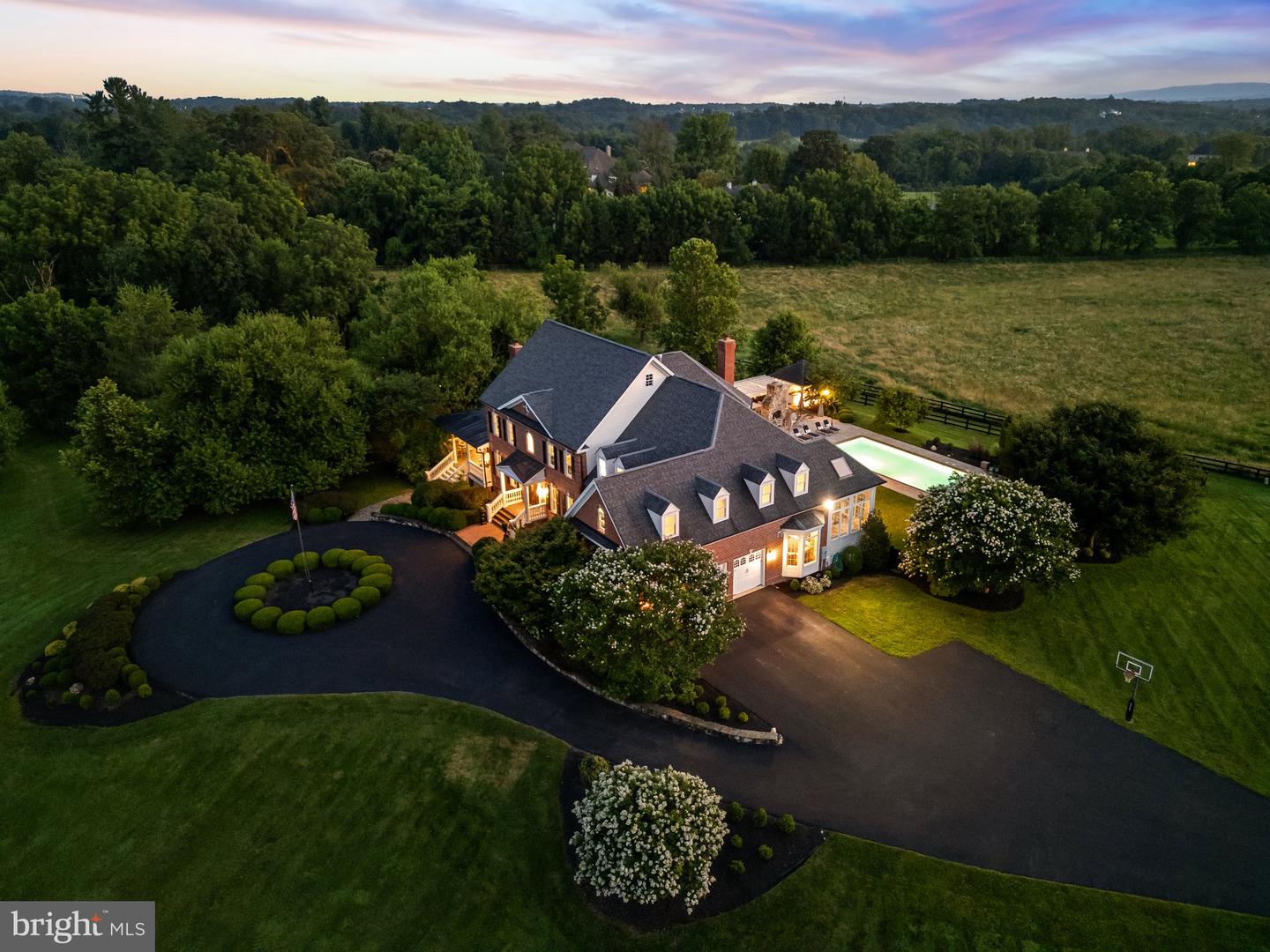 15999 HAMPTON RD, HAMILTON, Virginia 20158, 5 Bedrooms Bedrooms, ,6 BathroomsBathrooms,Residential,For sale,15999 HAMPTON RD,VALO2101718 MLS # VALO2101718