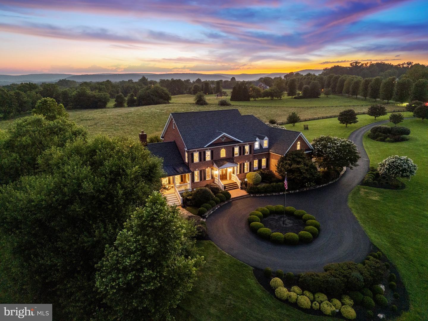 15999 HAMPTON RD, HAMILTON, Virginia 20158, 5 Bedrooms Bedrooms, ,6 BathroomsBathrooms,Residential,For sale,15999 HAMPTON RD,VALO2101718 MLS # VALO2101718