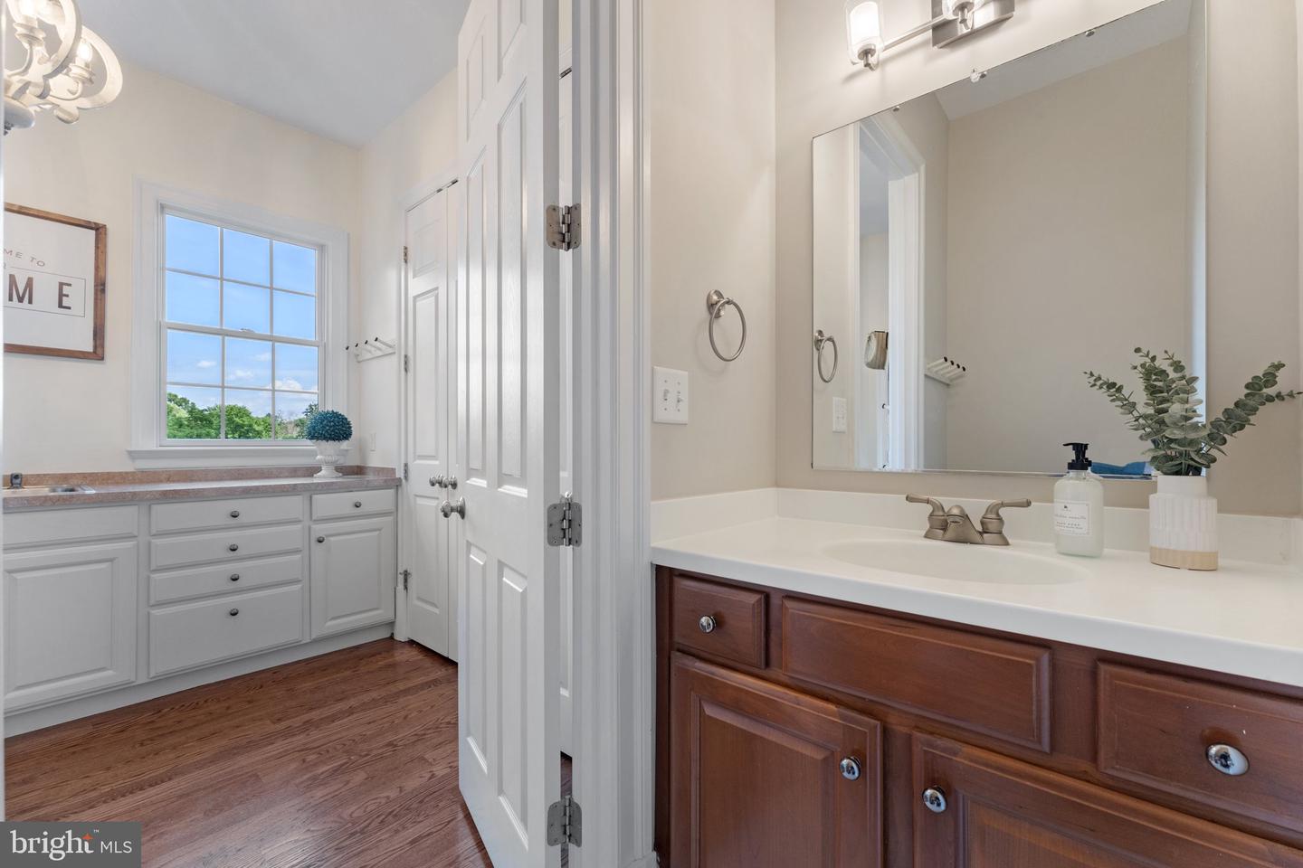 15999 HAMPTON RD, HAMILTON, Virginia 20158, 5 Bedrooms Bedrooms, ,6 BathroomsBathrooms,Residential,For sale,15999 HAMPTON RD,VALO2101718 MLS # VALO2101718