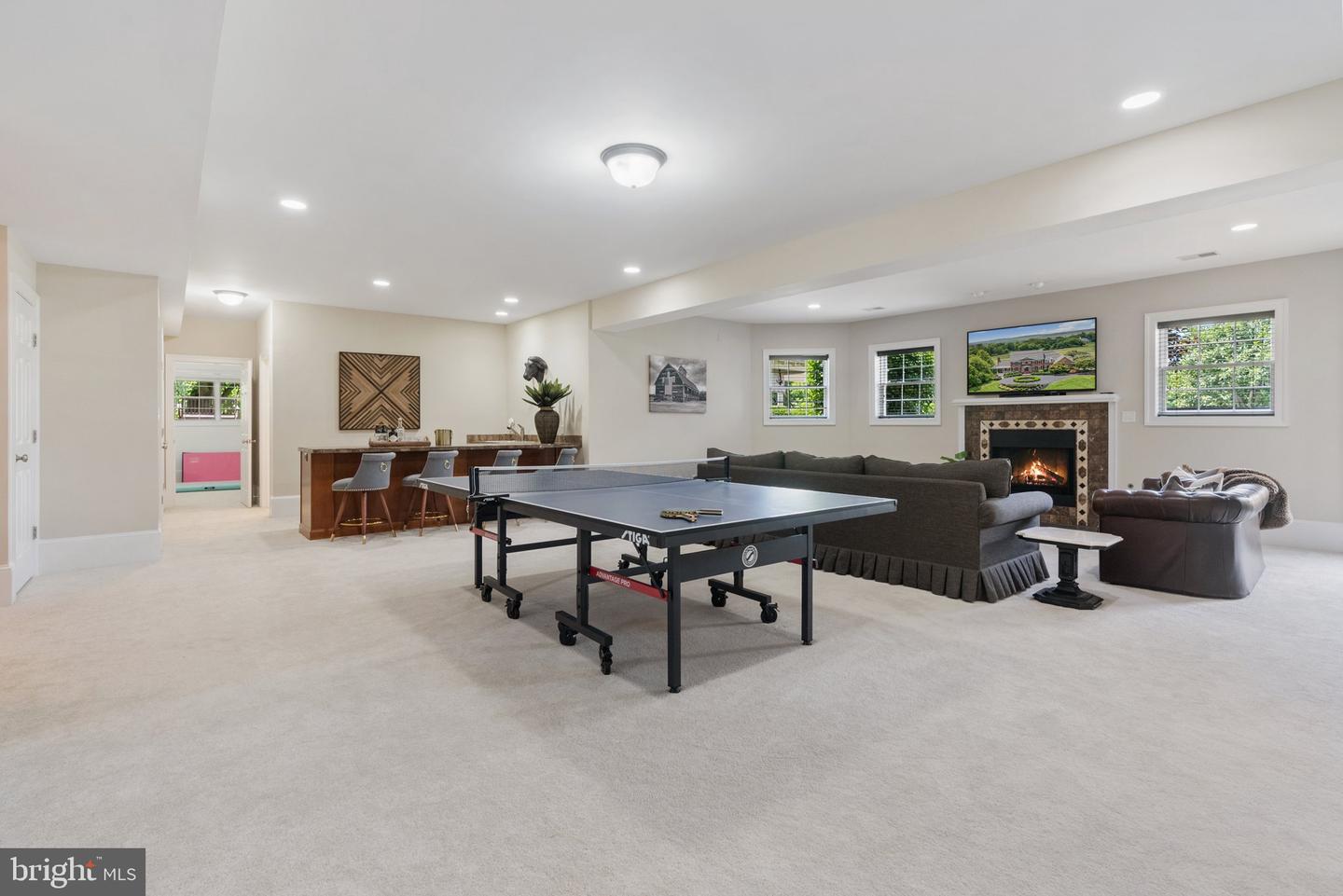 15999 HAMPTON RD, HAMILTON, Virginia 20158, 5 Bedrooms Bedrooms, ,6 BathroomsBathrooms,Residential,For sale,15999 HAMPTON RD,VALO2101718 MLS # VALO2101718