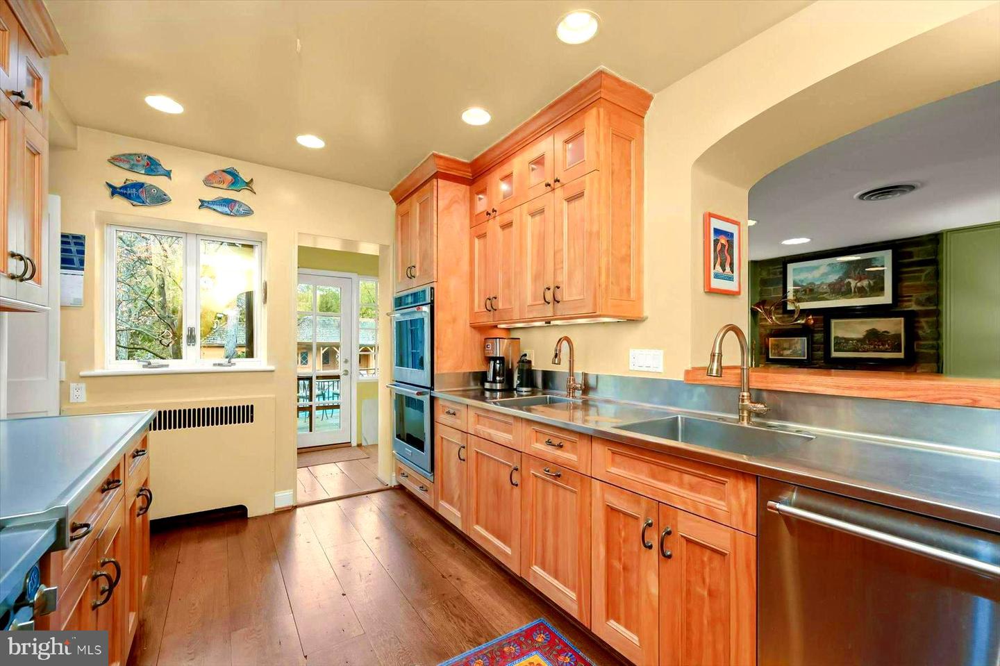 2839 CHESTERFIELD PL NW, WASHINGTON, District Of Columbia 20008, 5 Bedrooms Bedrooms, ,6 BathroomsBathrooms,Residential,For sale,2839 CHESTERFIELD PL NW,DCDC2209660 MLS # DCDC2209660