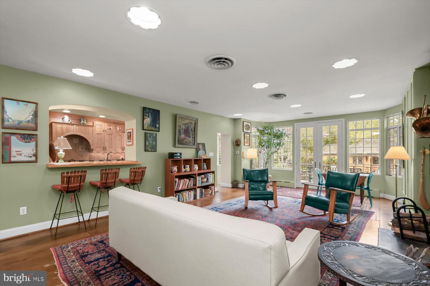 2839 CHESTERFIELD PL NW, WASHINGTON, District Of Columbia 20008, 5 Bedrooms Bedrooms, ,6 BathroomsBathrooms,Residential,For sale,2839 CHESTERFIELD PL NW,DCDC2209660 MLS # DCDC2209660
