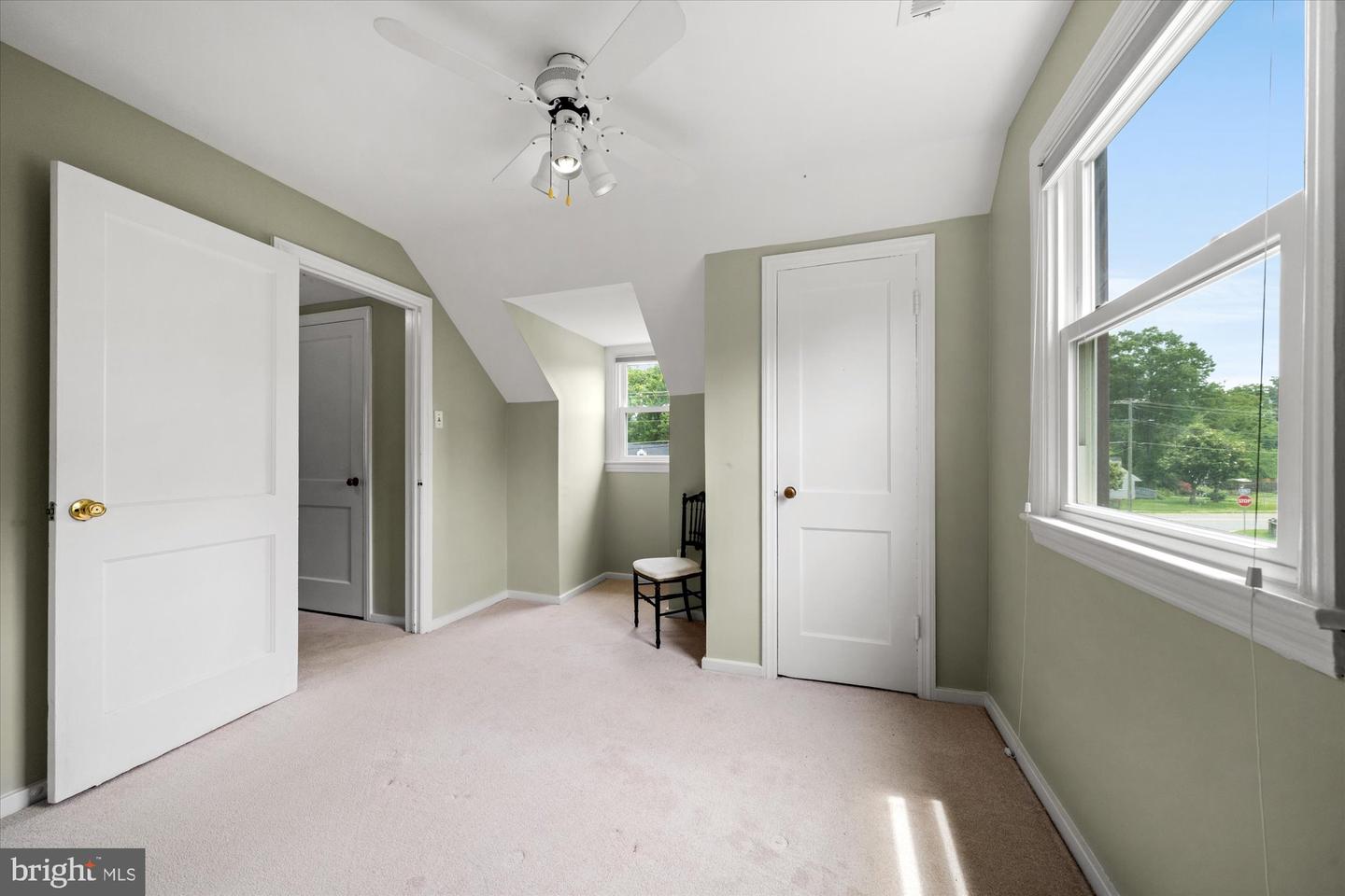 6926 VANDERBILT DR, ALEXANDRIA, Virginia 22307, 3 Bedrooms Bedrooms, ,2 BathroomsBathrooms,Residential,For sale,6926 VANDERBILT DR,VAFX2254748 MLS # VAFX2254748