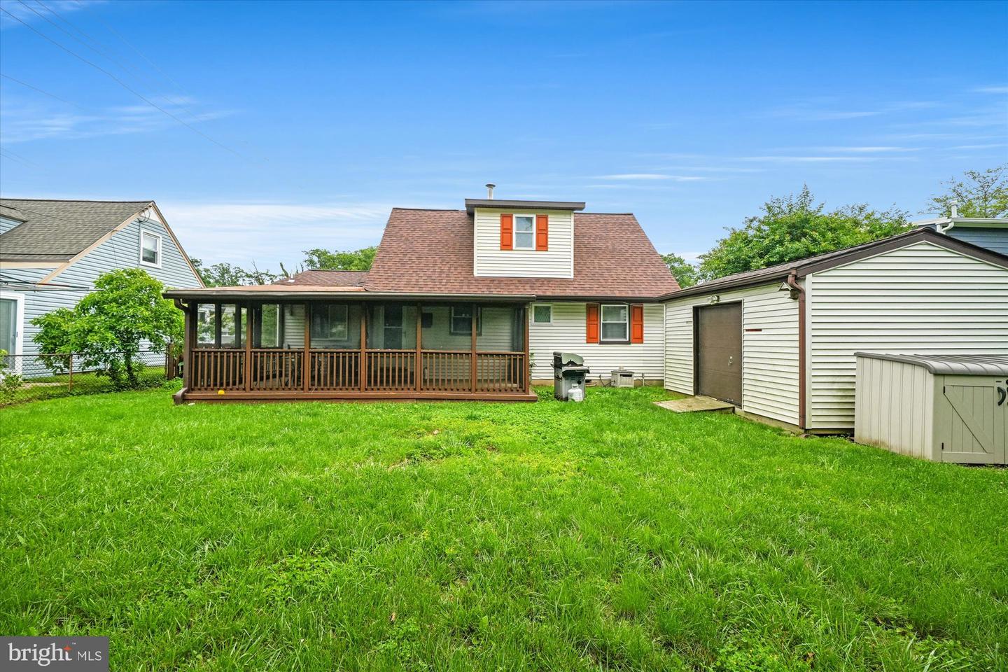6926 VANDERBILT DR, ALEXANDRIA, Virginia 22307, 3 Bedrooms Bedrooms, ,2 BathroomsBathrooms,Residential,For sale,6926 VANDERBILT DR,VAFX2254748 MLS # VAFX2254748