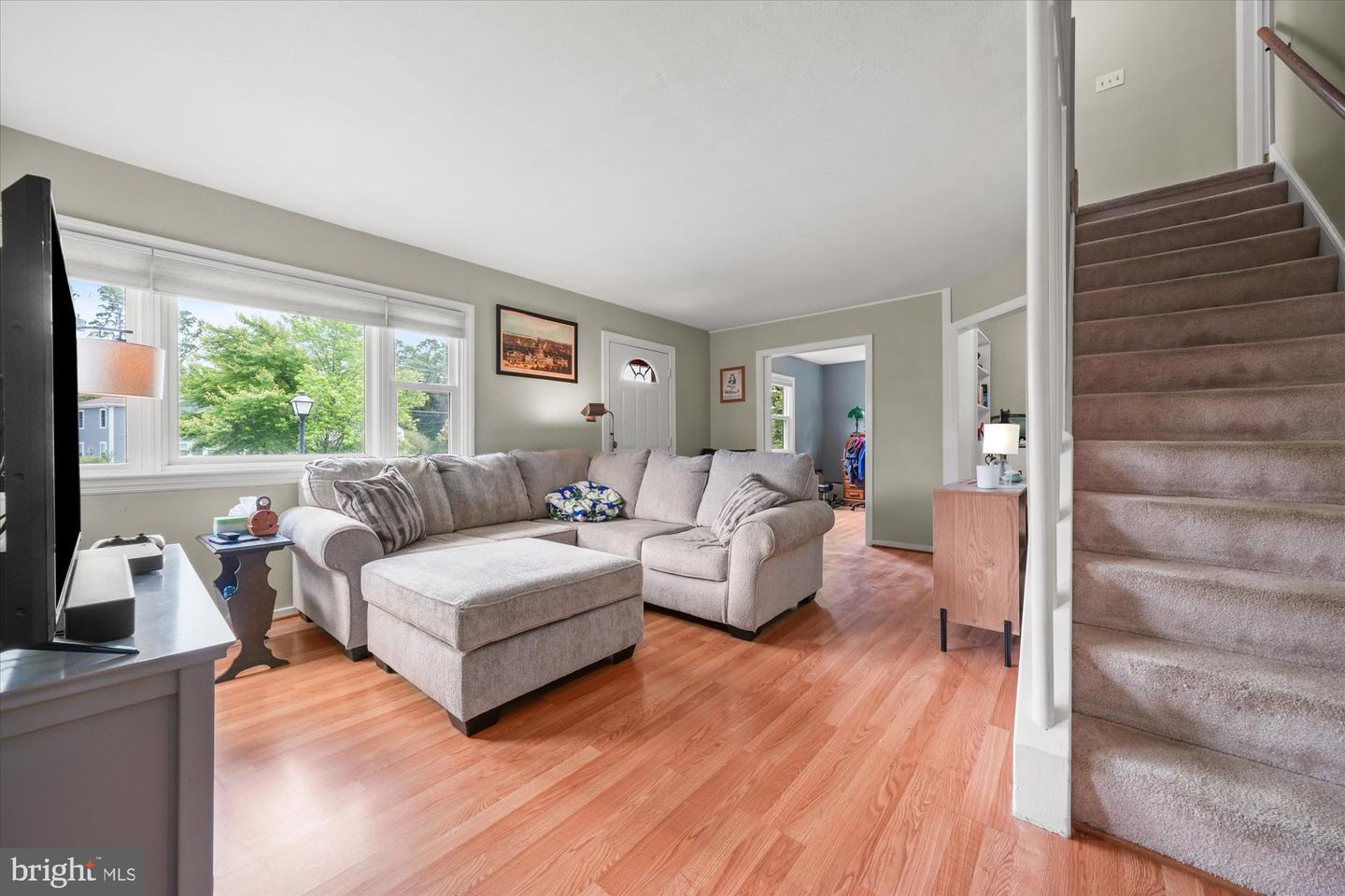 6926 VANDERBILT DR, ALEXANDRIA, Virginia 22307, 3 Bedrooms Bedrooms, ,2 BathroomsBathrooms,Residential,For sale,6926 VANDERBILT DR,VAFX2254748 MLS # VAFX2254748