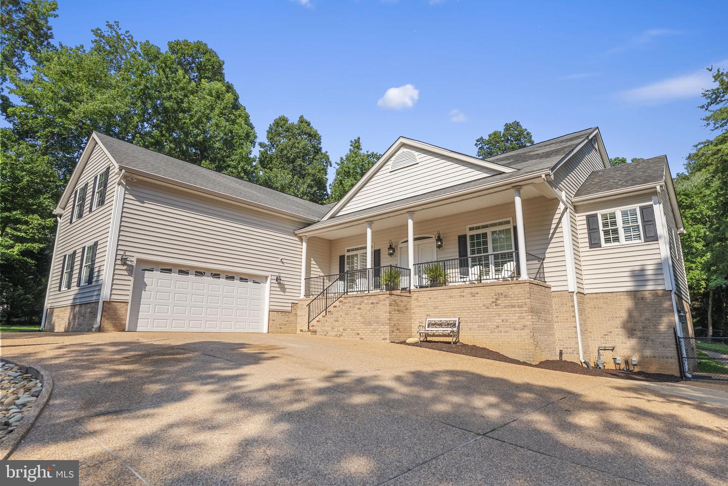 100 LAKEWOOD DR, WILLIAMSBURG, Virginia 23185, 4 Bedrooms Bedrooms, 9 Rooms Rooms,3 BathroomsBathrooms,Residential,For sale,100 LAKEWOOD DR,VAJC2000500 MLS # VAJC2000500
