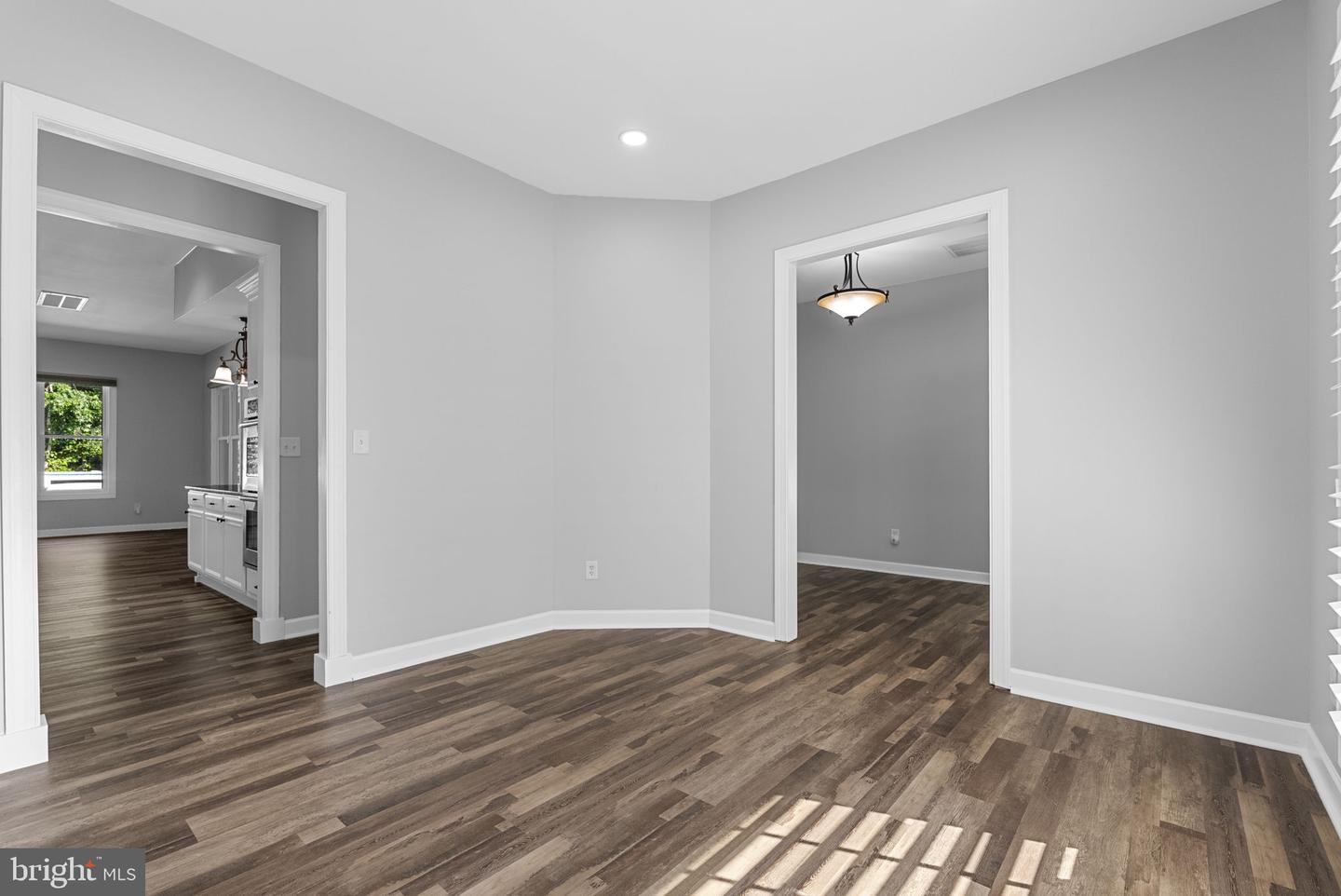 100 LAKEWOOD DR, WILLIAMSBURG, Virginia 23185, 4 Bedrooms Bedrooms, 9 Rooms Rooms,3 BathroomsBathrooms,Residential,For sale,100 LAKEWOOD DR,VAJC2000500 MLS # VAJC2000500