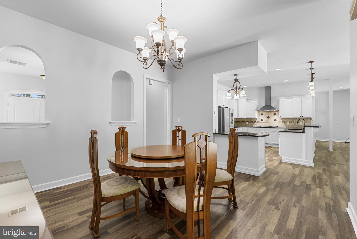 100 LAKEWOOD DR, WILLIAMSBURG, Virginia 23185, 4 Bedrooms Bedrooms, 9 Rooms Rooms,3 BathroomsBathrooms,Residential,For sale,100 LAKEWOOD DR,VAJC2000500 MLS # VAJC2000500