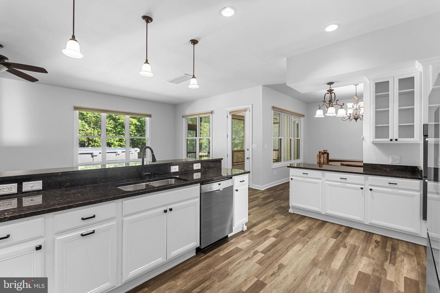 100 LAKEWOOD DR, WILLIAMSBURG, Virginia 23185, 4 Bedrooms Bedrooms, 9 Rooms Rooms,3 BathroomsBathrooms,Residential,For sale,100 LAKEWOOD DR,VAJC2000500 MLS # VAJC2000500