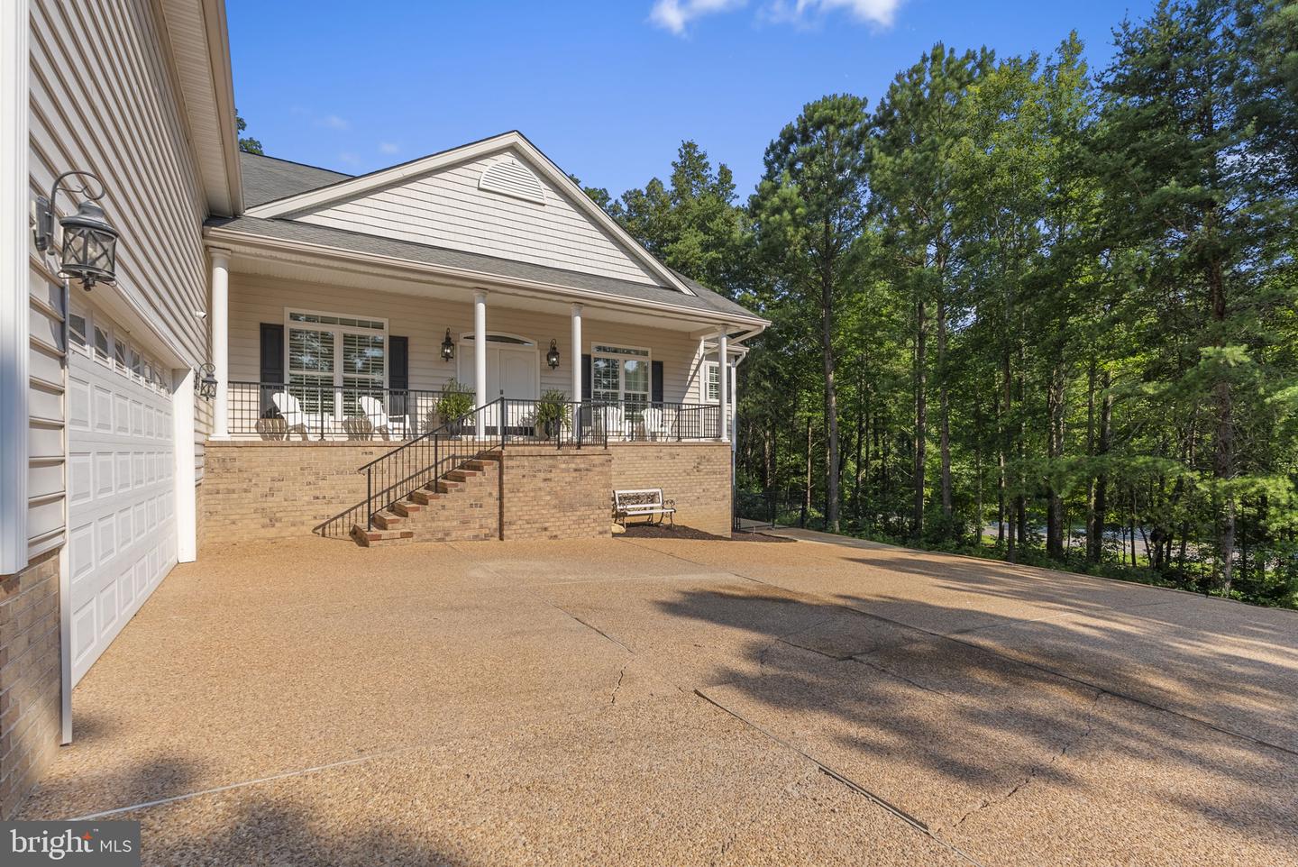 100 LAKEWOOD DR, WILLIAMSBURG, Virginia 23185, 4 Bedrooms Bedrooms, 9 Rooms Rooms,3 BathroomsBathrooms,Residential,For sale,100 LAKEWOOD DR,VAJC2000500 MLS # VAJC2000500