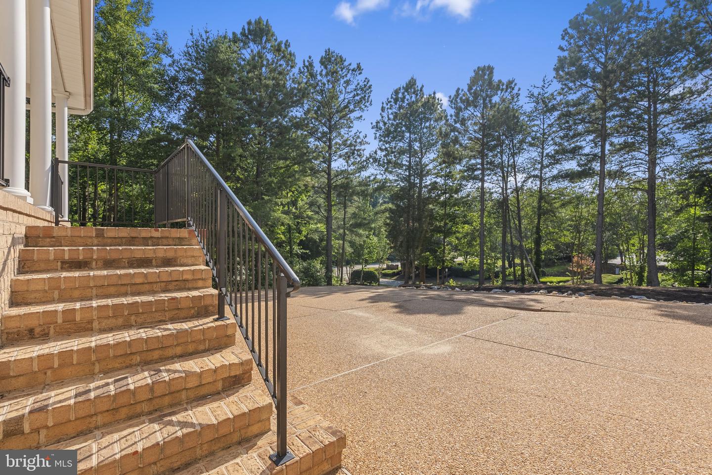 100 LAKEWOOD DR, WILLIAMSBURG, Virginia 23185, 4 Bedrooms Bedrooms, 9 Rooms Rooms,3 BathroomsBathrooms,Residential,For sale,100 LAKEWOOD DR,VAJC2000500 MLS # VAJC2000500