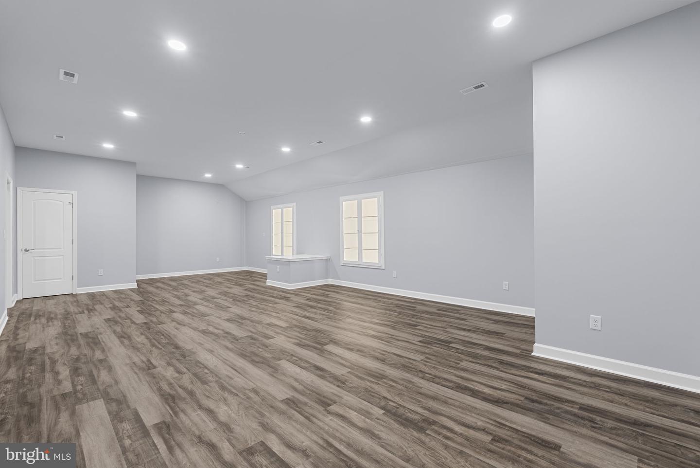 100 LAKEWOOD DR, WILLIAMSBURG, Virginia 23185, 4 Bedrooms Bedrooms, 9 Rooms Rooms,3 BathroomsBathrooms,Residential,For sale,100 LAKEWOOD DR,VAJC2000500 MLS # VAJC2000500