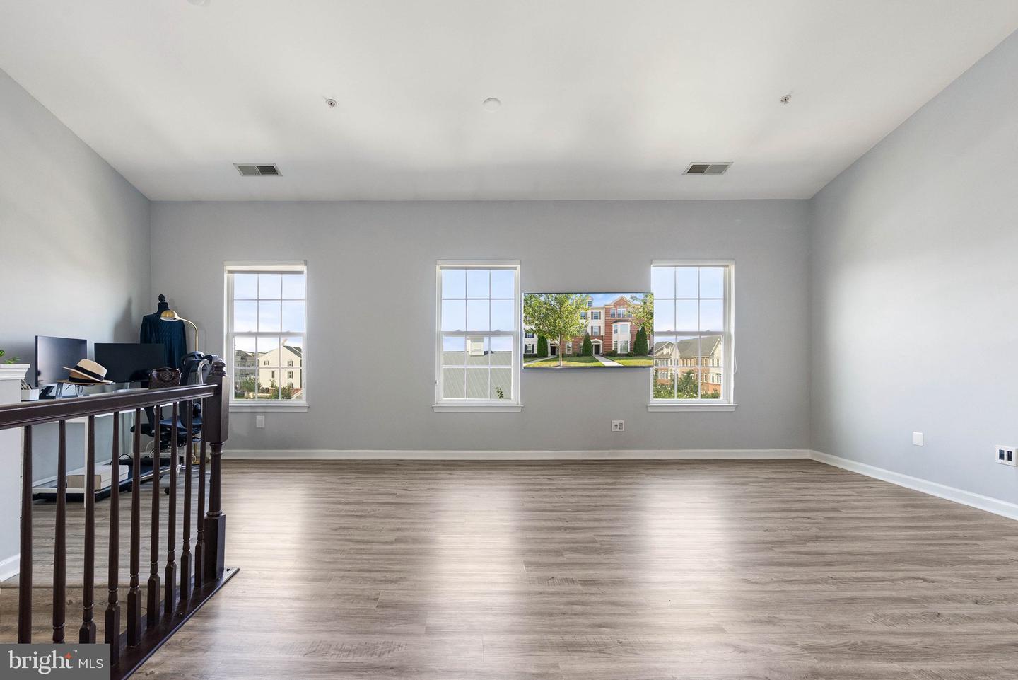 42565 BURBANK TER, STERLING, Virginia 20166, 2 Bedrooms Bedrooms, ,2 BathroomsBathrooms,Residential,For sale,42565 BURBANK TER,VALO2101720 MLS # VALO2101720