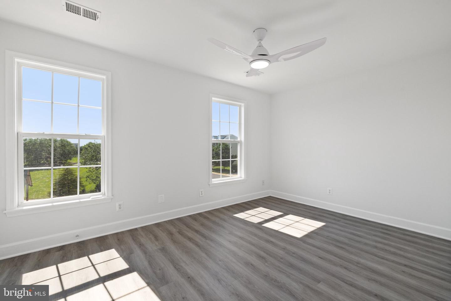 22262 MEADFOOT TER, ASHBURN, Virginia 20148, 4 Bedrooms Bedrooms, ,1 BathroomBathrooms,Residential,For sale,22262 MEADFOOT TER,VALO2101726 MLS # VALO2101726