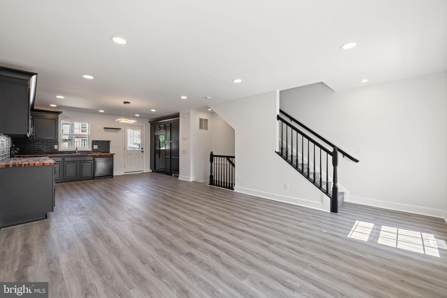 22262 MEADFOOT TER, ASHBURN, Virginia 20148, 4 Bedrooms Bedrooms, ,1 BathroomBathrooms,Residential,For sale,22262 MEADFOOT TER,VALO2101726 MLS # VALO2101726