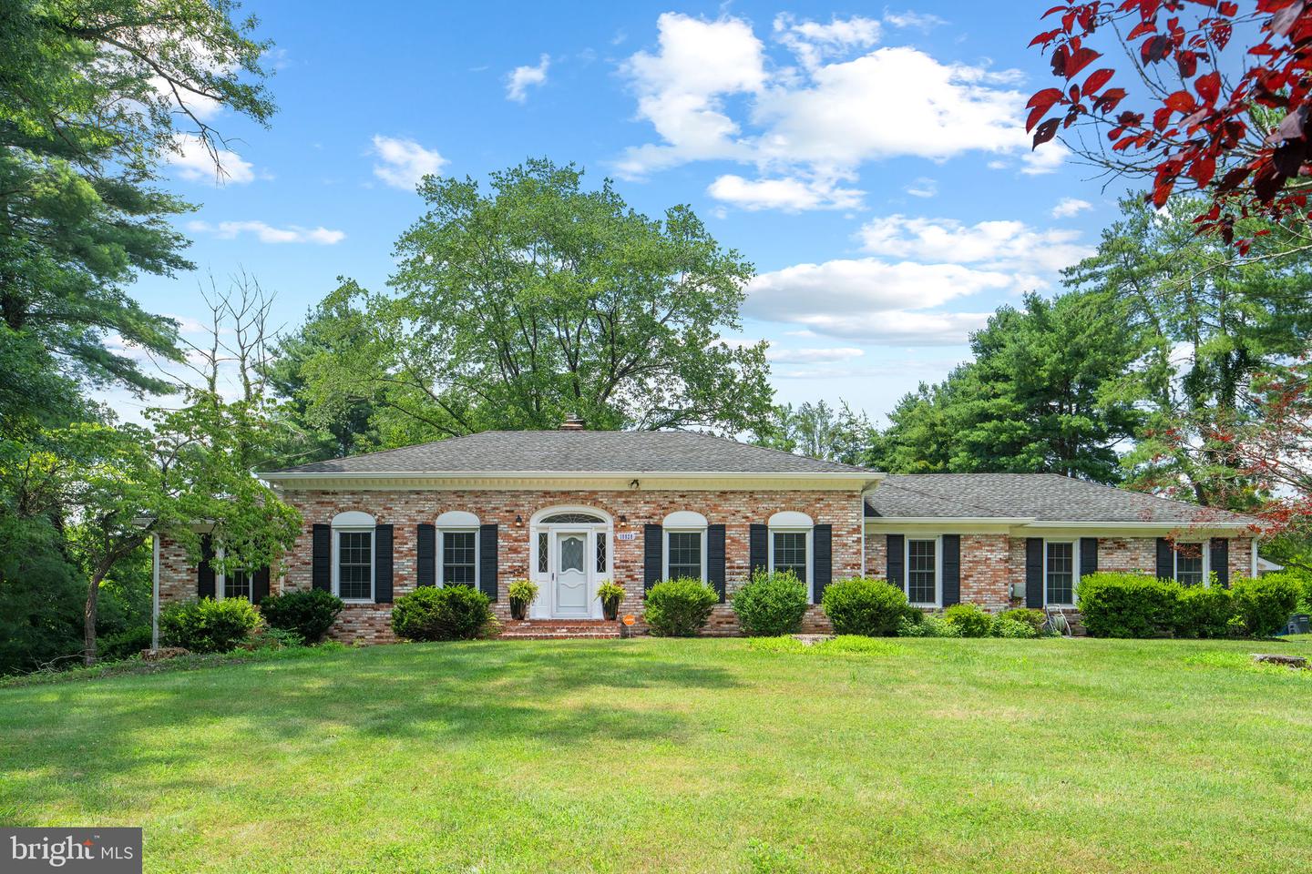 10828 MOORE DR, MANASSAS, Virginia 20111, 5 Bedrooms Bedrooms, ,4 BathroomsBathrooms,Residential,For sale,10828 MOORE DR,VAPW2098920 MLS # VAPW2098920