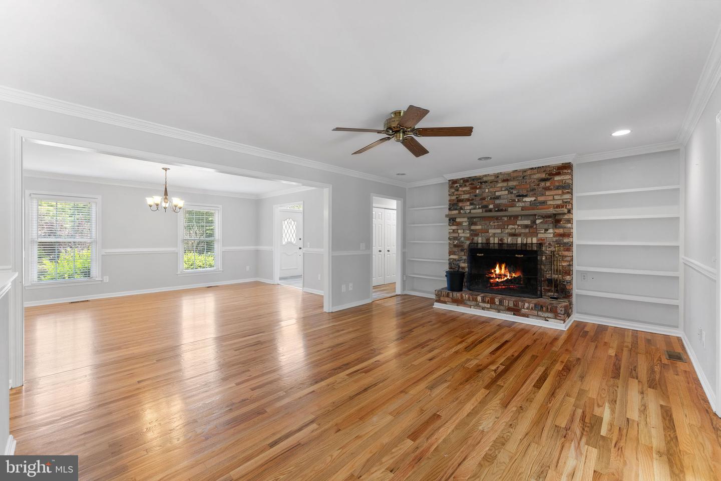 10828 MOORE DR, MANASSAS, Virginia 20111, 5 Bedrooms Bedrooms, ,4 BathroomsBathrooms,Residential,For sale,10828 MOORE DR,VAPW2098920 MLS # VAPW2098920